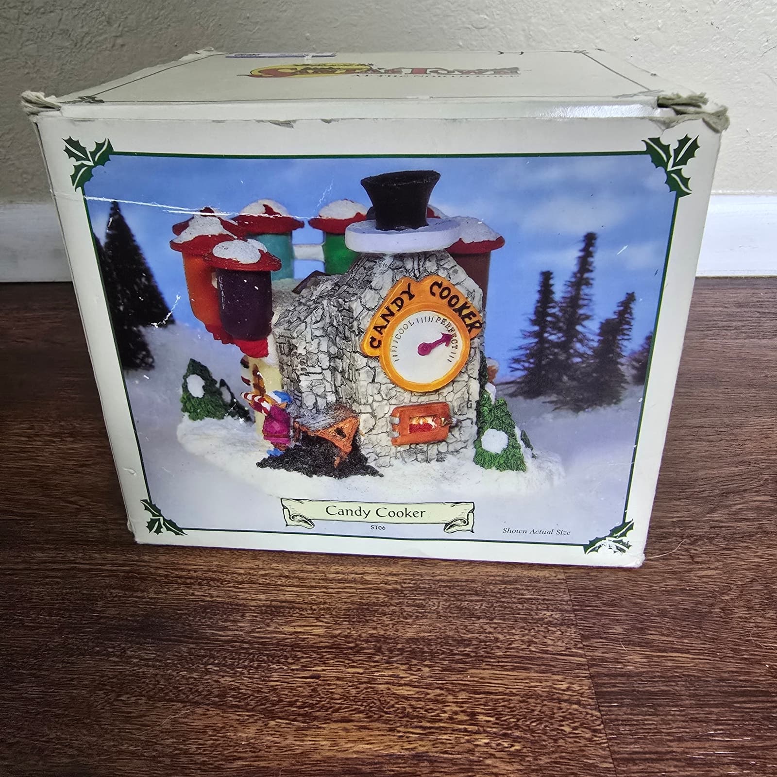 Vintage Santa's Town at the North Pole Christmas Village Candy Cooker in Box - Image 1