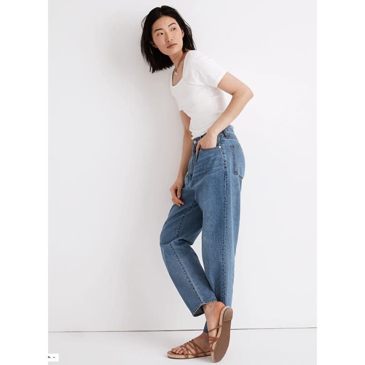 Madewell High Rise Baggy Tapered Jeans - Size 29 - Style MD675 - Thumbnail 4