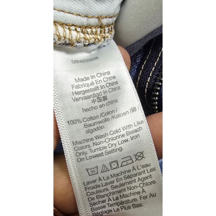 Madewell High Rise Baggy Tapered Jeans - Size 29 - Style MD675 - Thumbnail 11