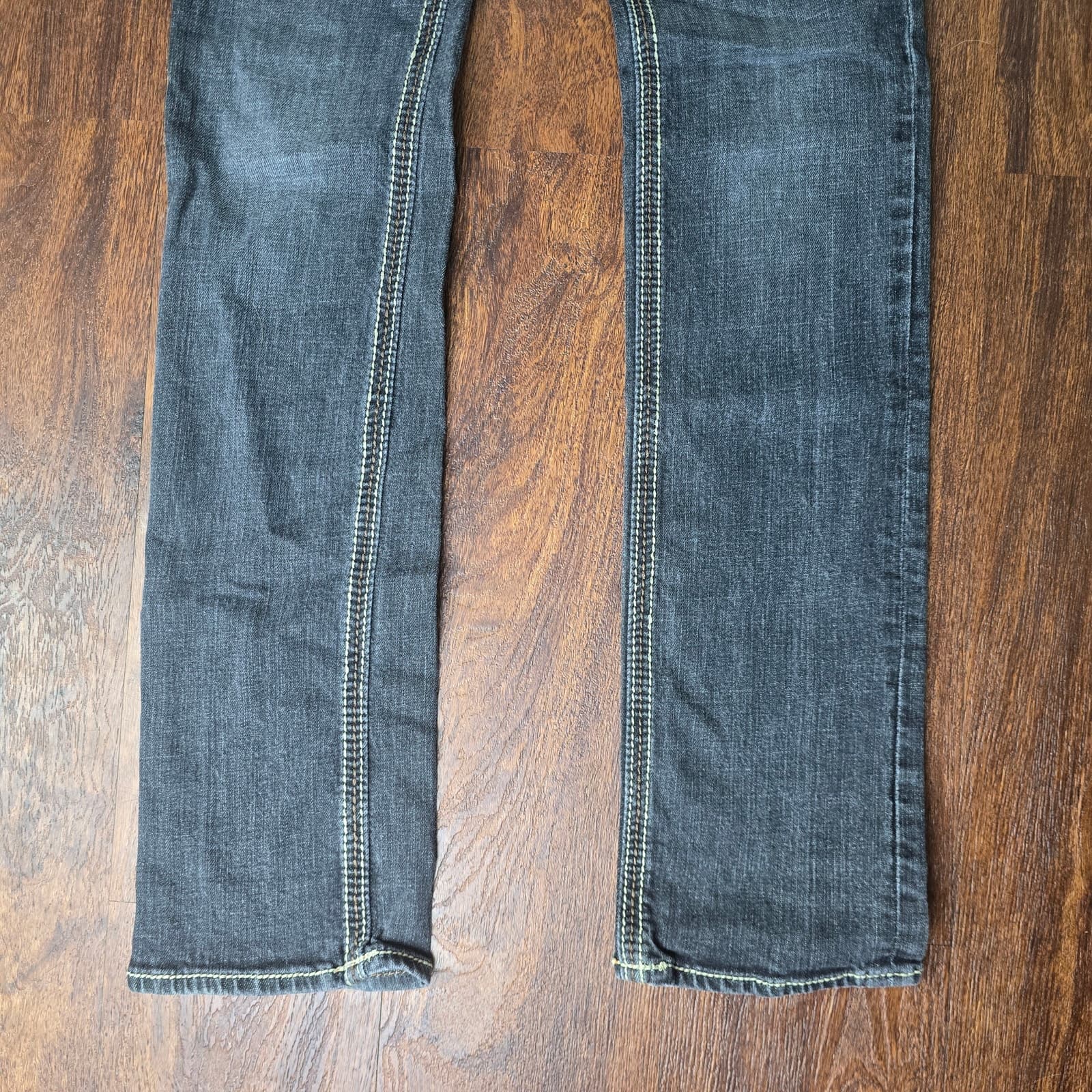 Rock Revival Debbie Straight Leg Jeans Button Flap Pockets Low-Rise Gray Size 27 - Thumbnail 6