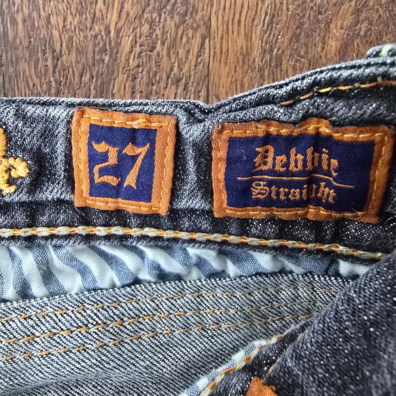 Rock Revival Debbie Straight Leg Jeans Button Flap Pockets Low-Rise Gray Size 27 - Thumbnail 4