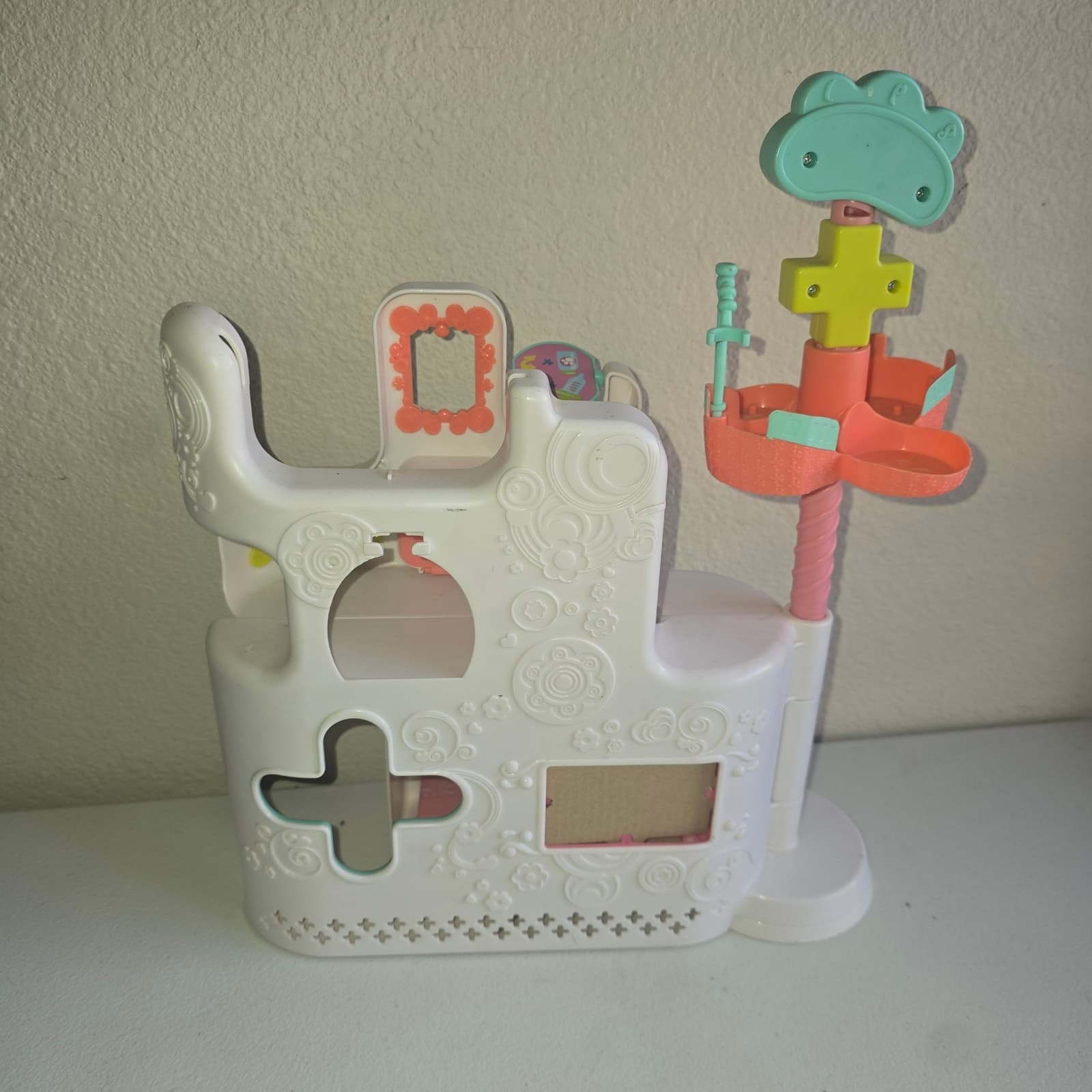 Littlest Pet Shop 2009 Rescue Tails Center Playset - Thumbnail 7