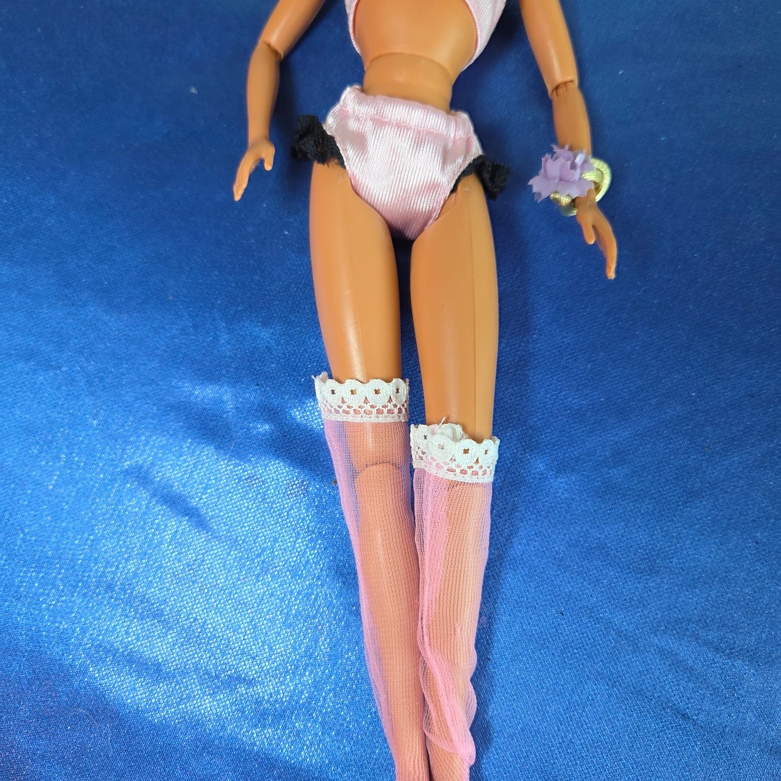 Headless Made to Move Barbie Body for OOAK or Customs with Lingerie Outfit - Thumbnail 4