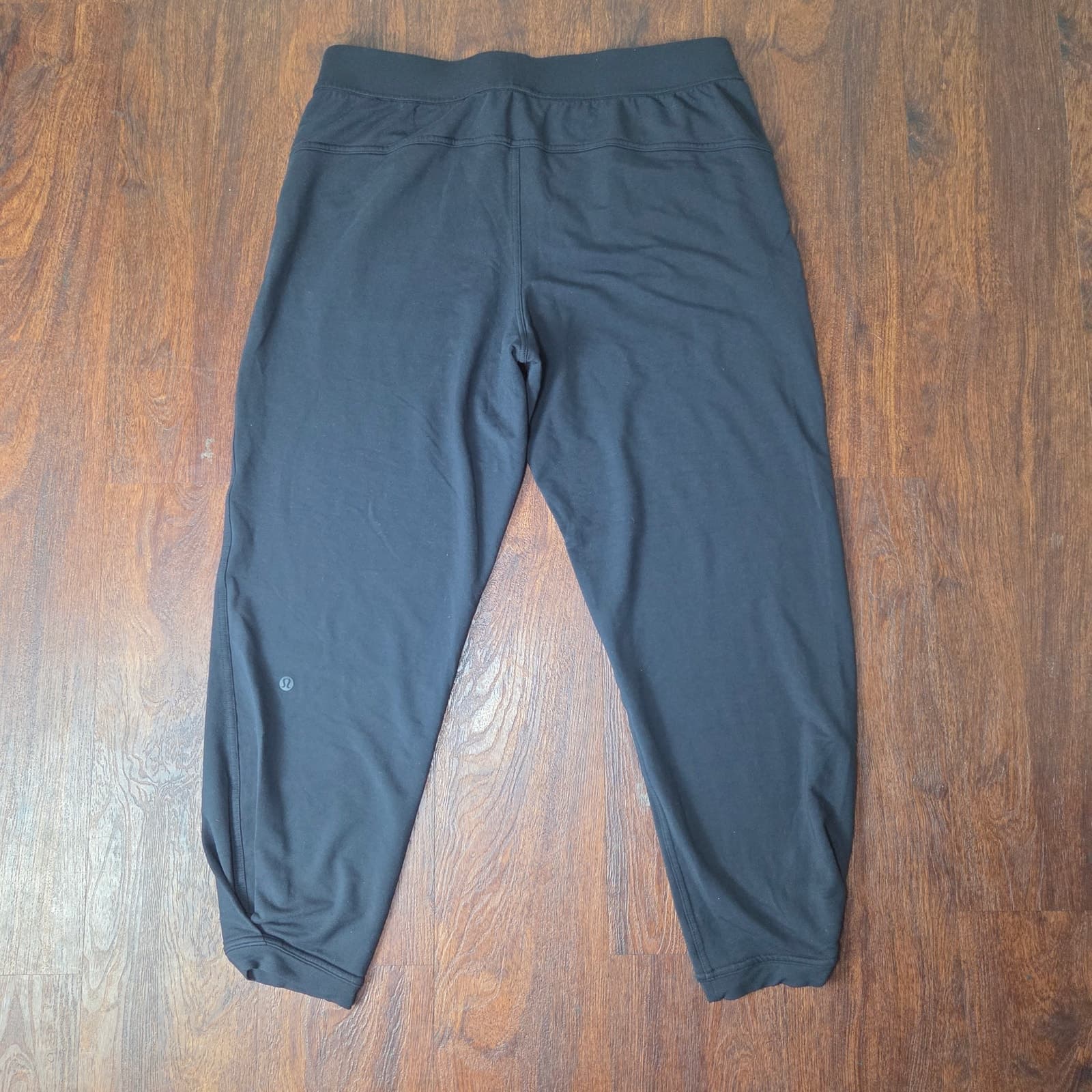 Lululemon Twisted & Tucked Pant 25" - Black - Size 10 - Thumbnail 6