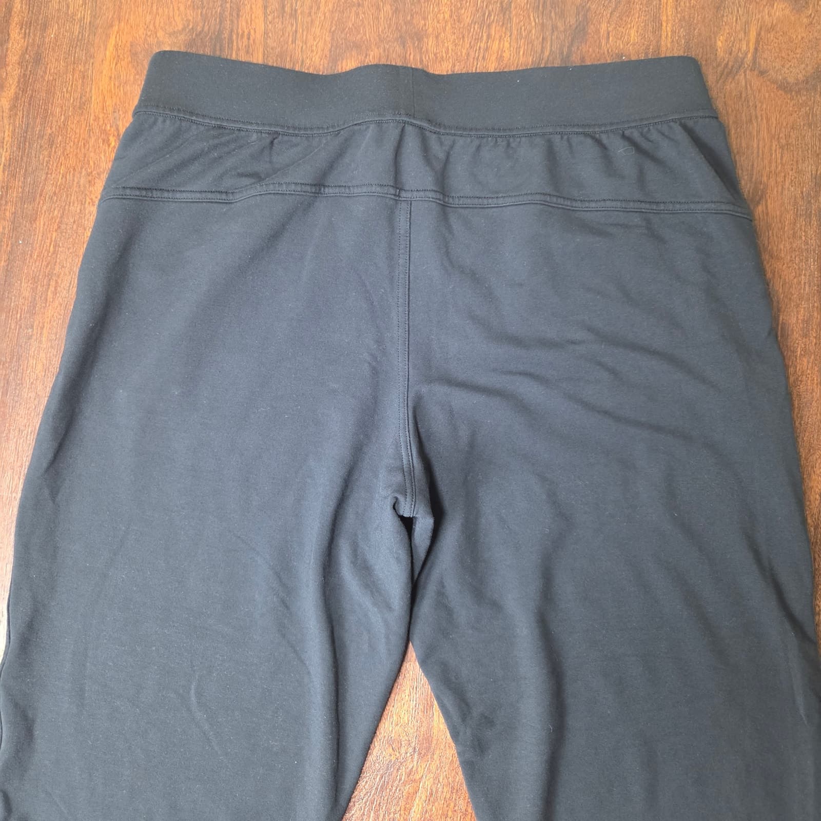 Lululemon Twisted & Tucked Pant 25" - Black - Size 10 - Thumbnail 9