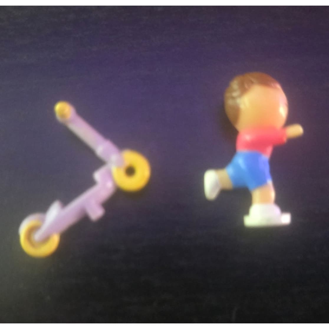 Vintage Polly Pocket Bluebird 1994 Strollin' Surprise Ben Doll + Scooter - Thumbnail 8