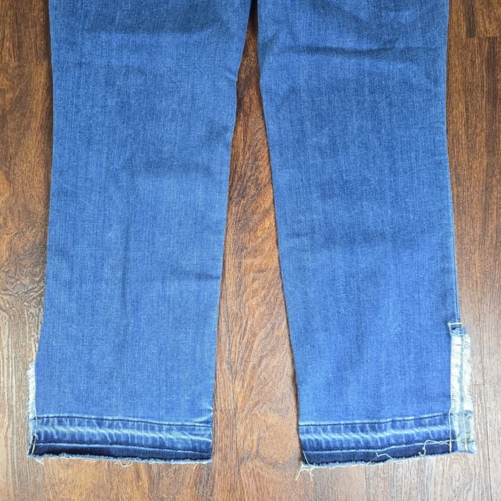 Judy Blue Relaxed Fit Released Hem Straight Leg Jeans - Size 11/30 - JB82453MD - Thumbnail 12