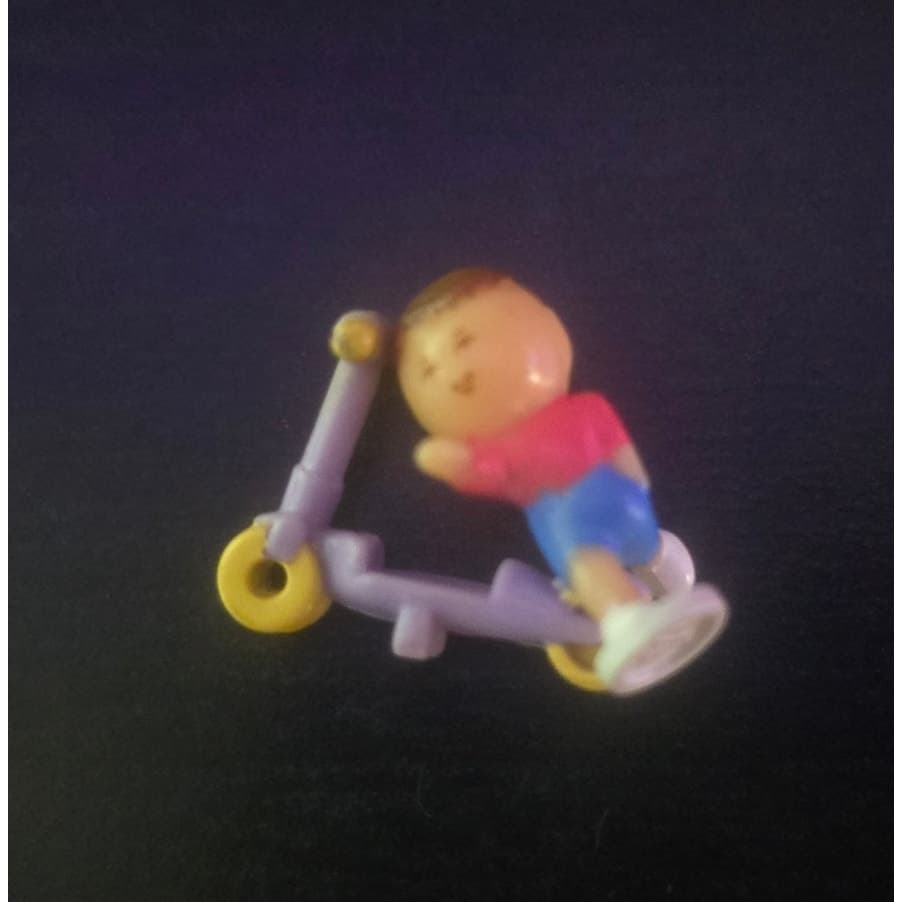Vintage Polly Pocket Bluebird 1994 Strollin' Surprise Ben Doll + Scooter - Thumbnail 7