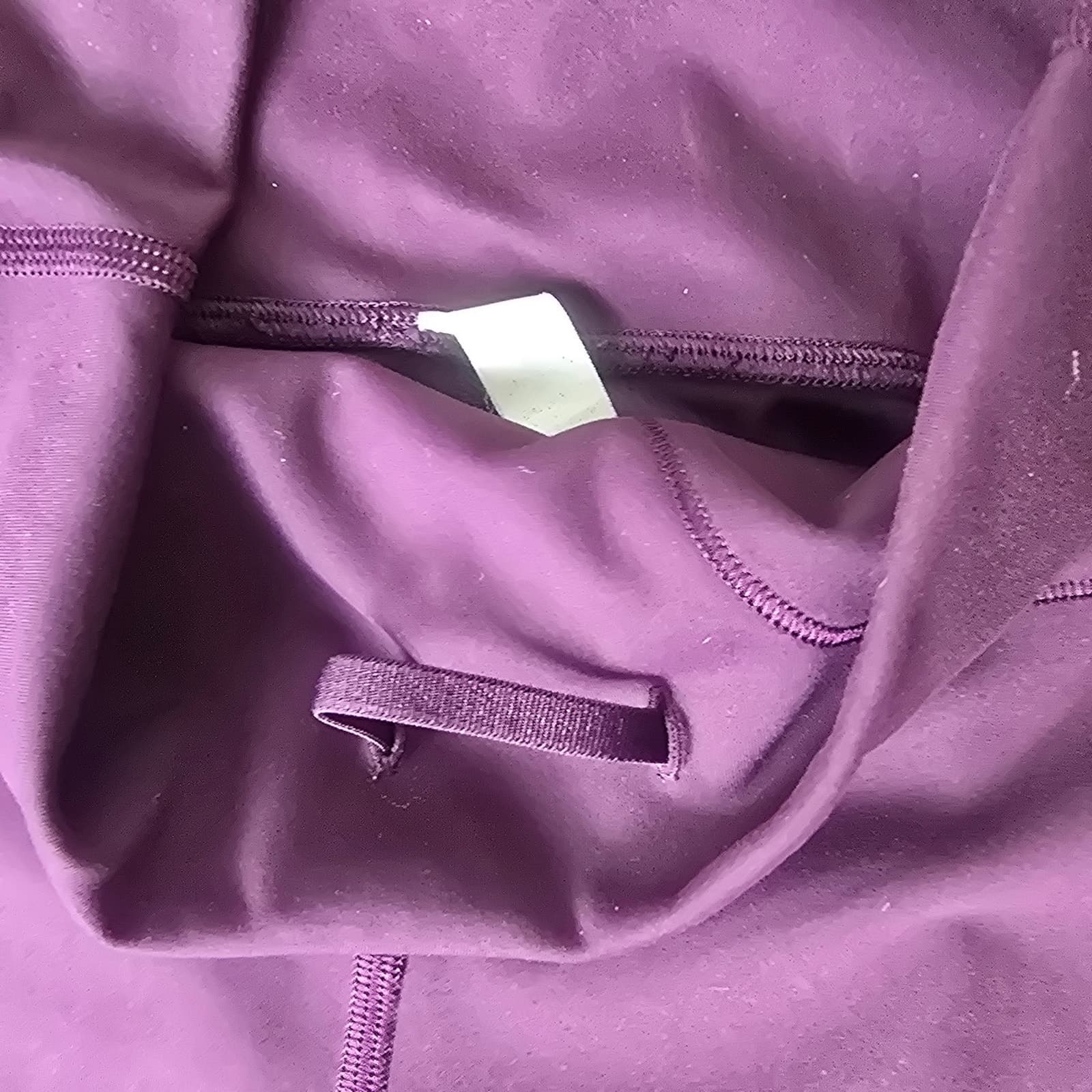 Lululemon Wunder Train High-Rise Tight 25" - Cassis - Size 4 - Style # W5CQDS - Thumbnail 5