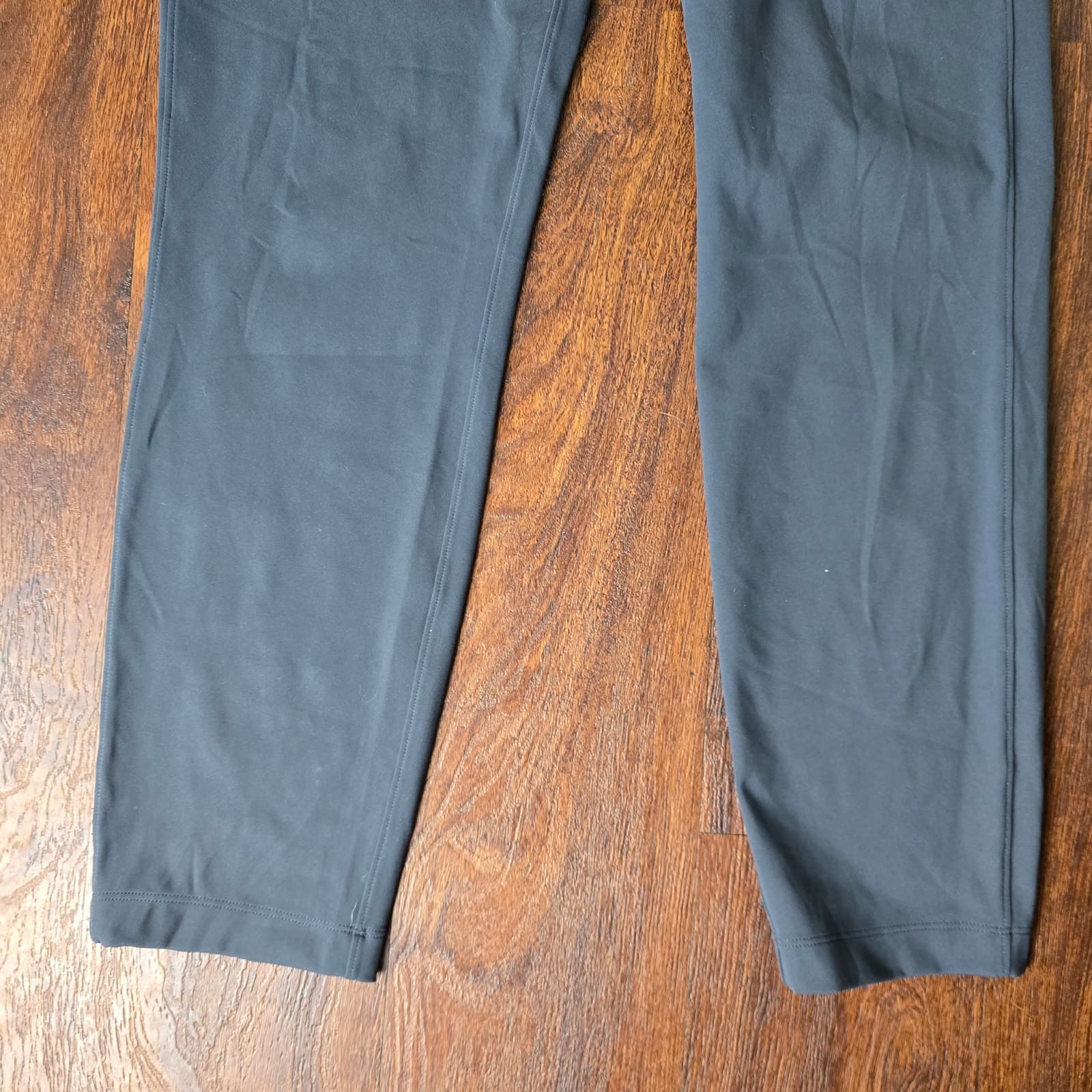 Lululemon On The Fly Pant 28" - Melanite - Size 4 - W5ALWS - Thumbnail 5
