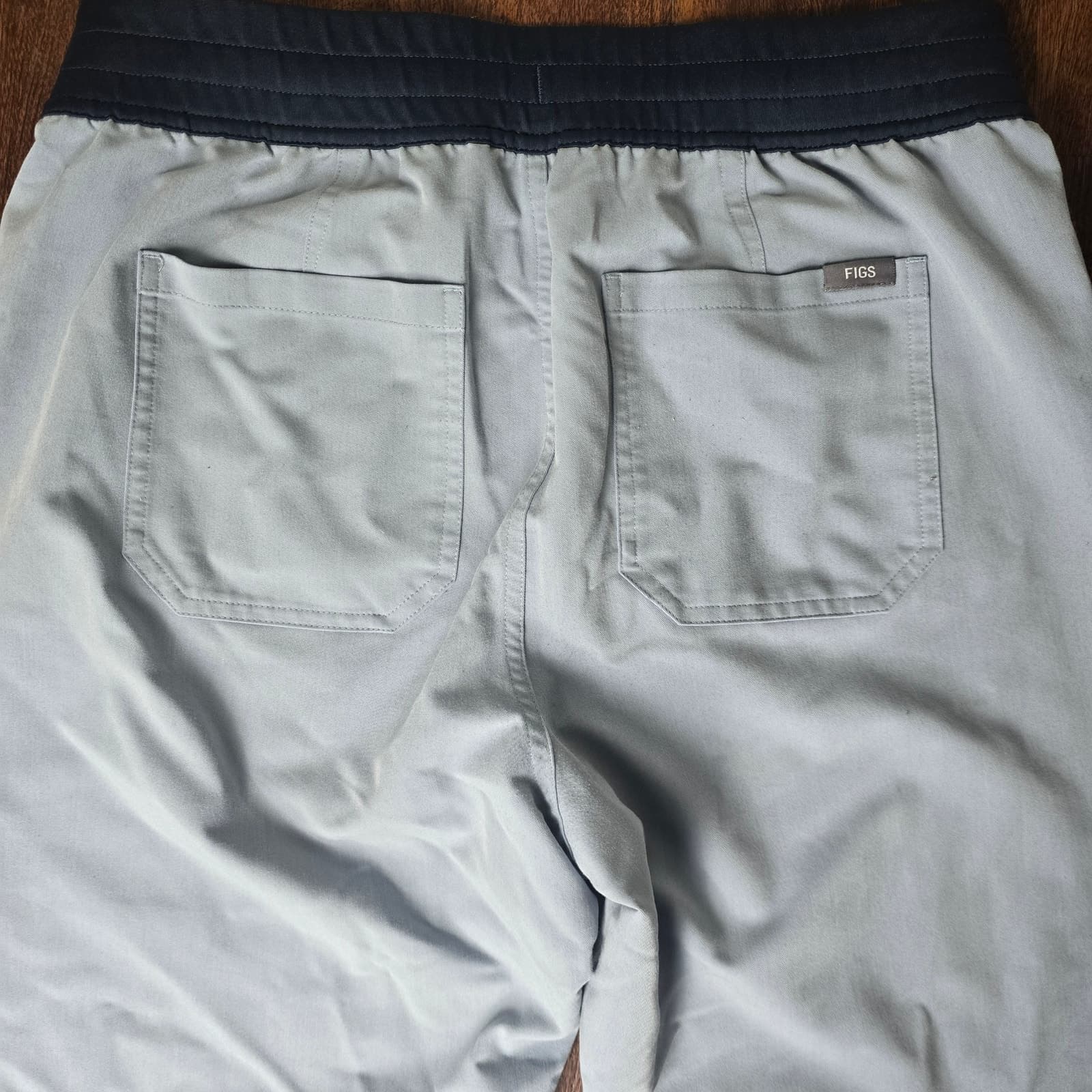 FIGS Women's Reversible Scrub Pants - Desert Sage / Bone - Medium - Thumbnail 7