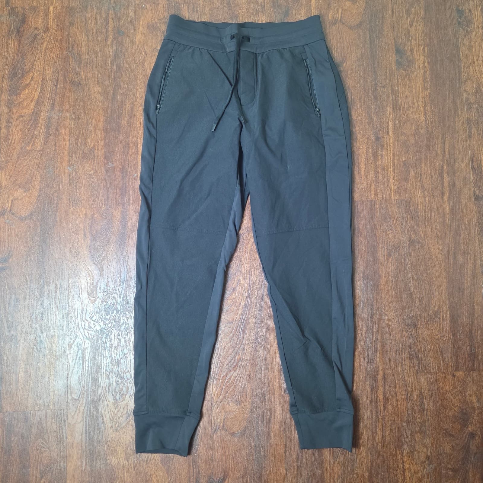 Athleta Headlands Hybrid Trek Mid Rise Jogger - Black - Size 6 - 486183 - Image 1