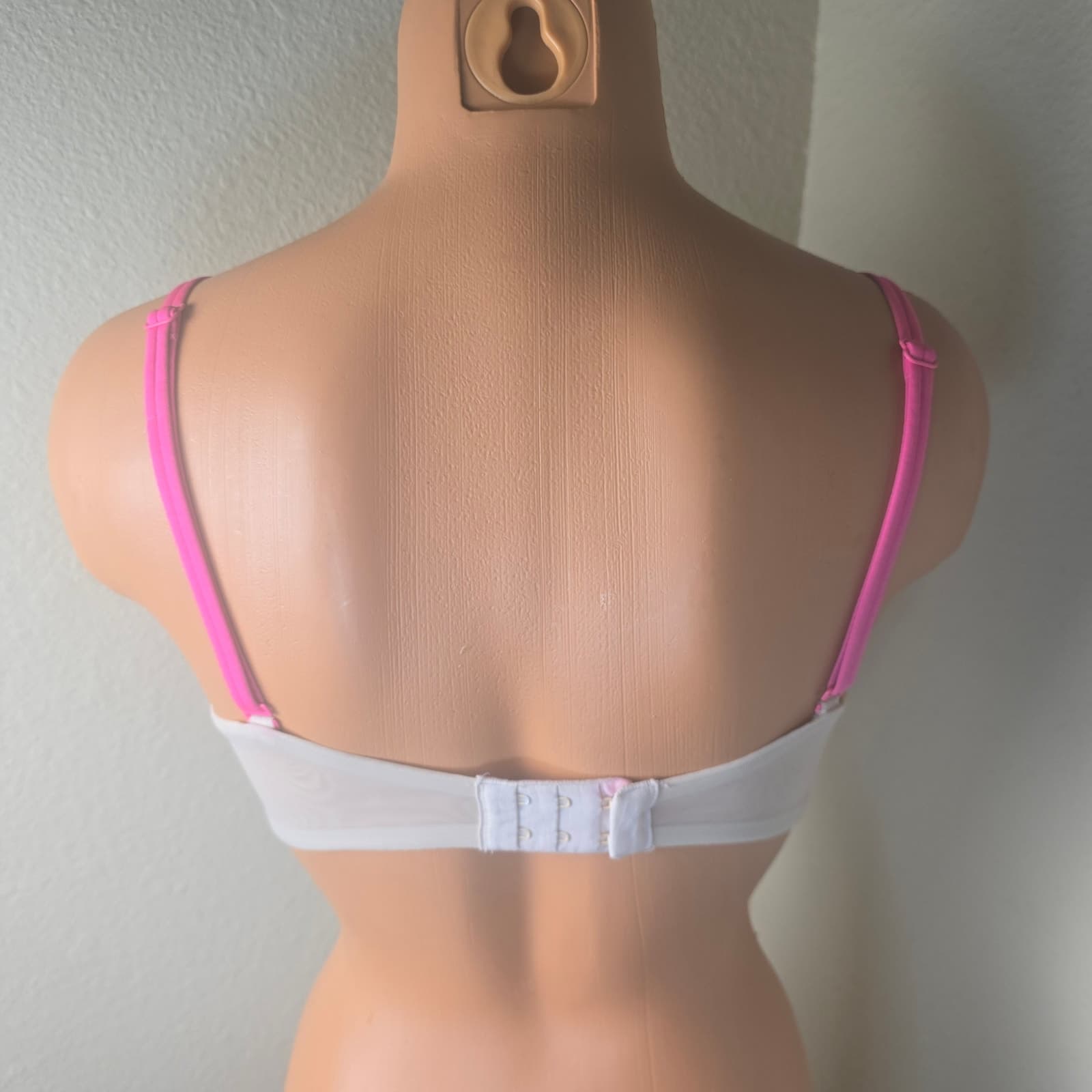 Victoria's Secret Nude & Hot Pink Lace Push Up Bra - 34D - Thumbnail 9