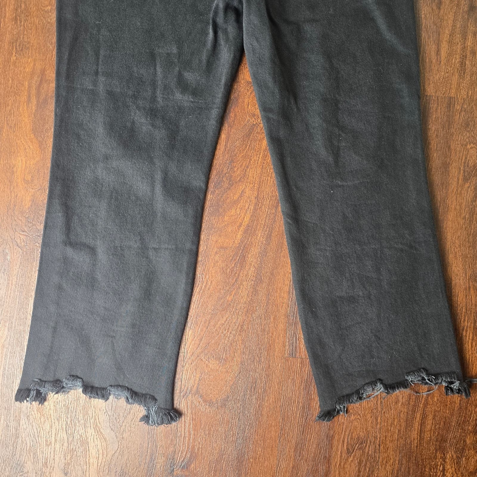We The Free Black Distressed Jeans Shark Bite Hem Button Fly - Size 31 - NWT - Thumbnail 7
