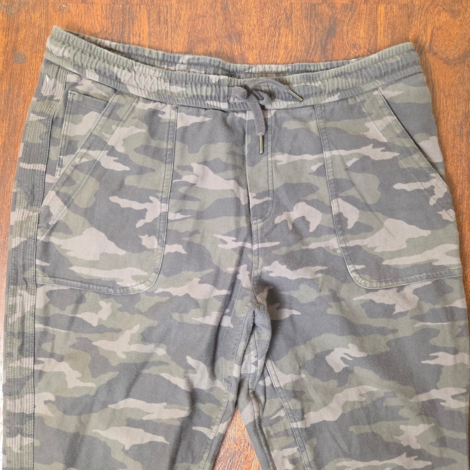 Athleta Farallon Jogger - Camo - Size 16 - Thumbnail 6
