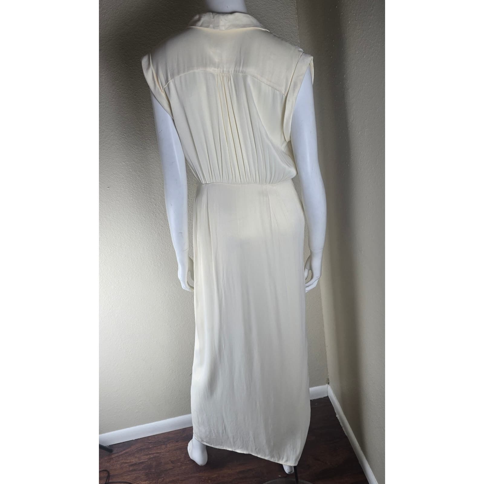 Anthropologie Sleeveless V-Neck Twist-Front Satin Dress - Ivory - Size 4 - NWT - Thumbnail 8