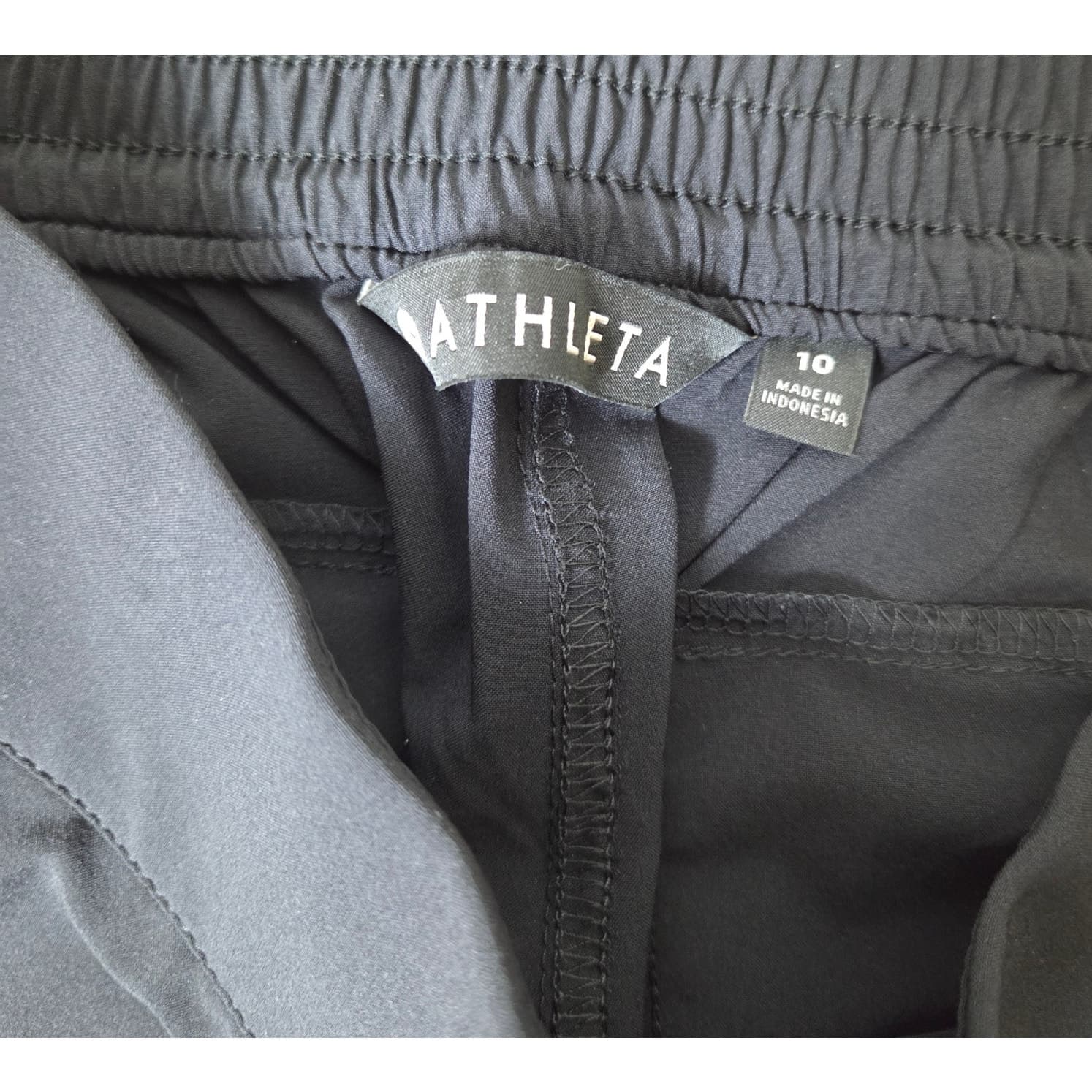 Athleta Chelsea Cargo Pants - Size 10 - Black - 594971 - Thumbnail 9