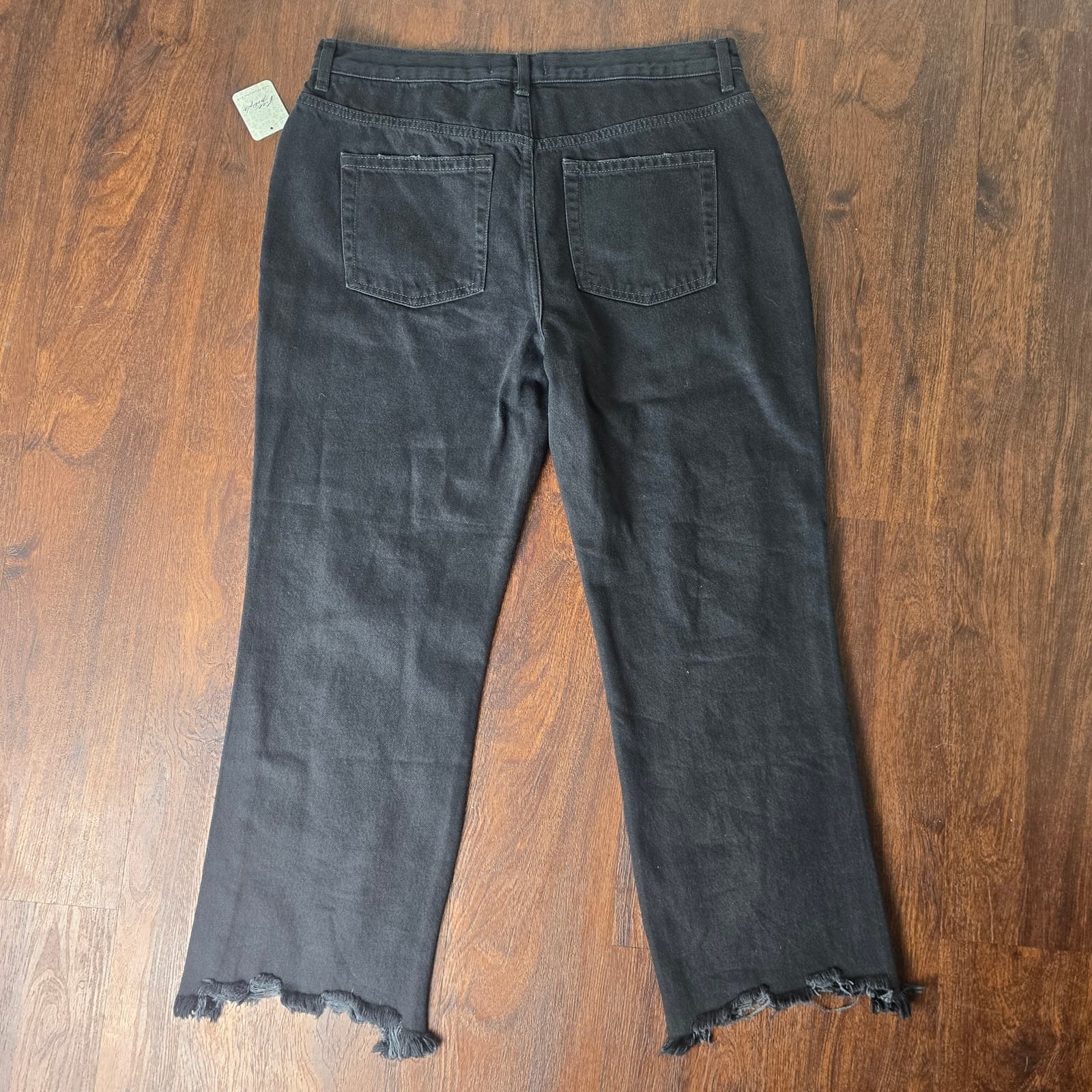 We The Free Black Distressed Jeans Shark Bite Hem Button Fly - Size 31 - NWT - Thumbnail 5