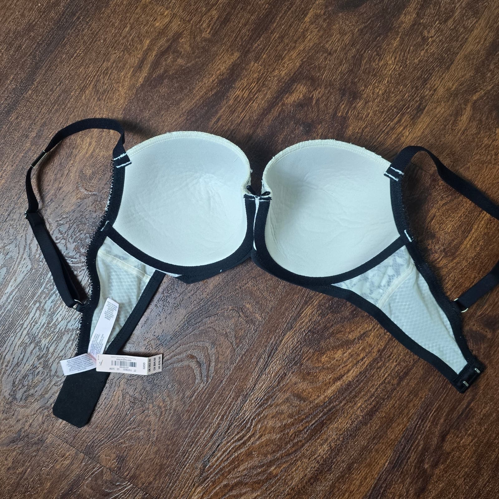 Victoria's Secret Dream Angels Lined Demi White Black Floral Lace Bra 32DD NWT - Thumbnail 6