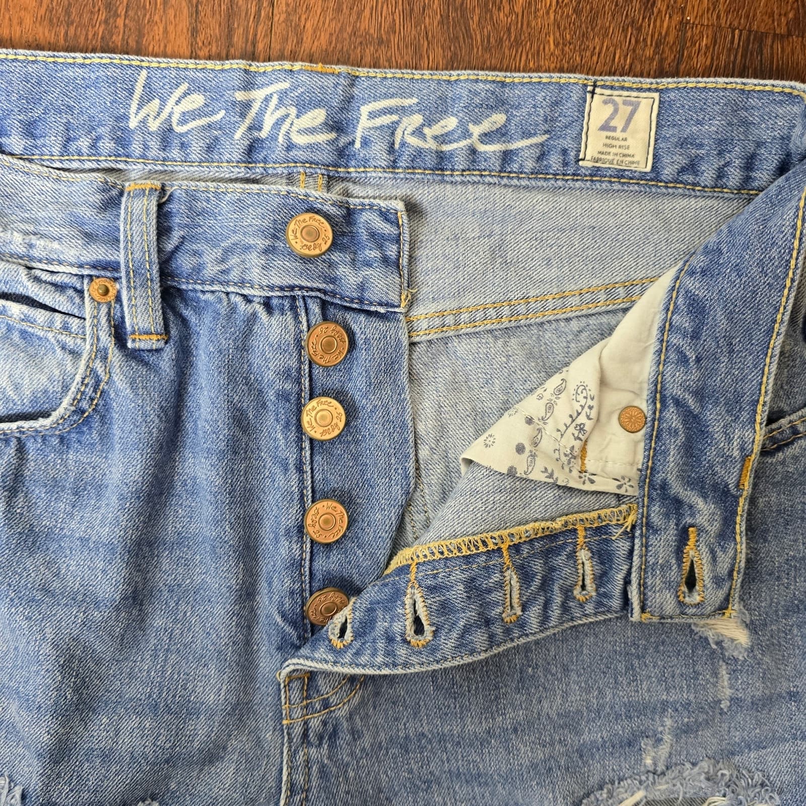 We The Free Button Fly Destroyed Raw Hem Light Wash High Rise Straight Leg Jeans - Thumbnail 4