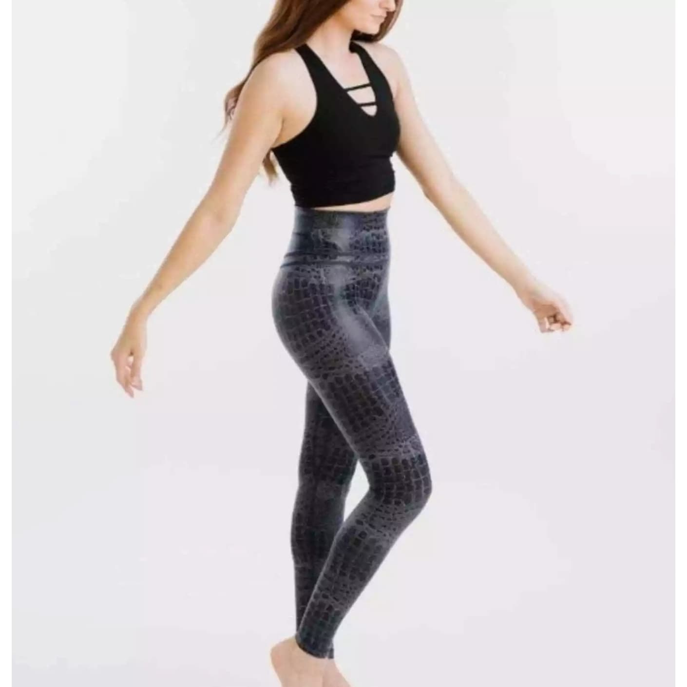 Zyia Active Light N Tight Leggings in Gray Armour Snakeskin, Size 6-82 - Thumbnail 2
