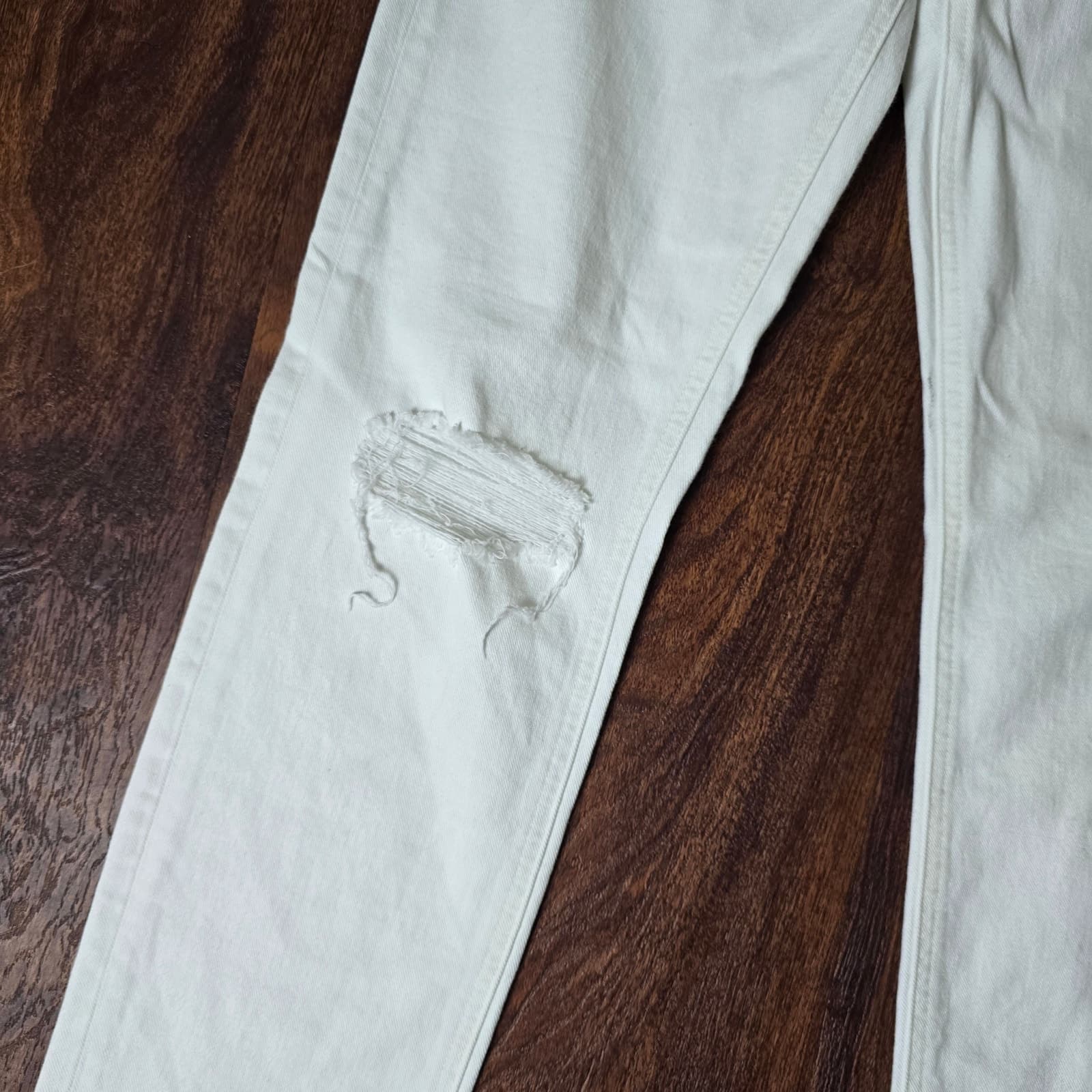 Paige Brigitte Mid-Rise Tailored Boyfriend Raw Cuff in White Wave Destructed - Thumbnail 3