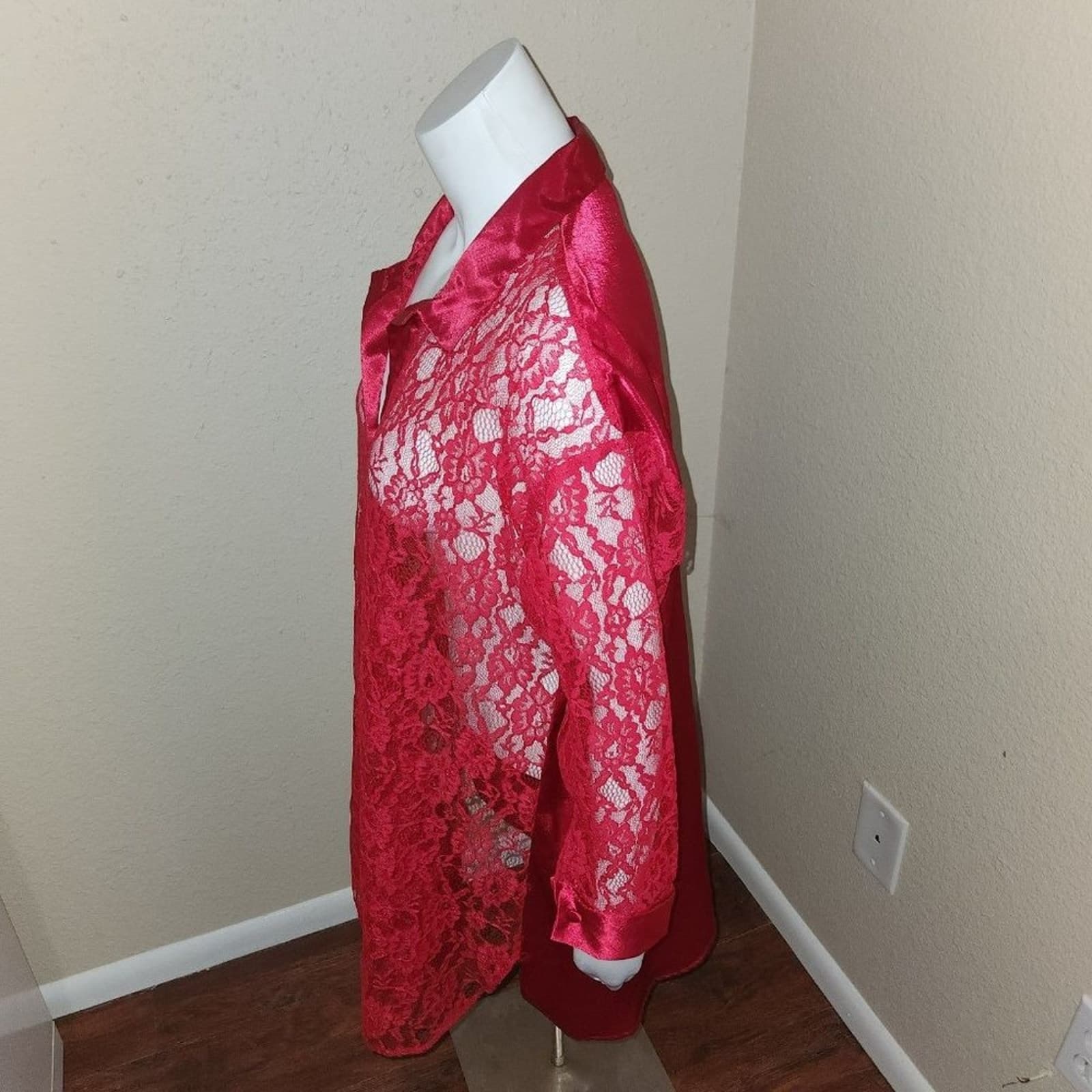 Victoria's Secret Vintage Sheer Lace Front Button-Down Nightgown Sleep Shirt, S - Thumbnail 3