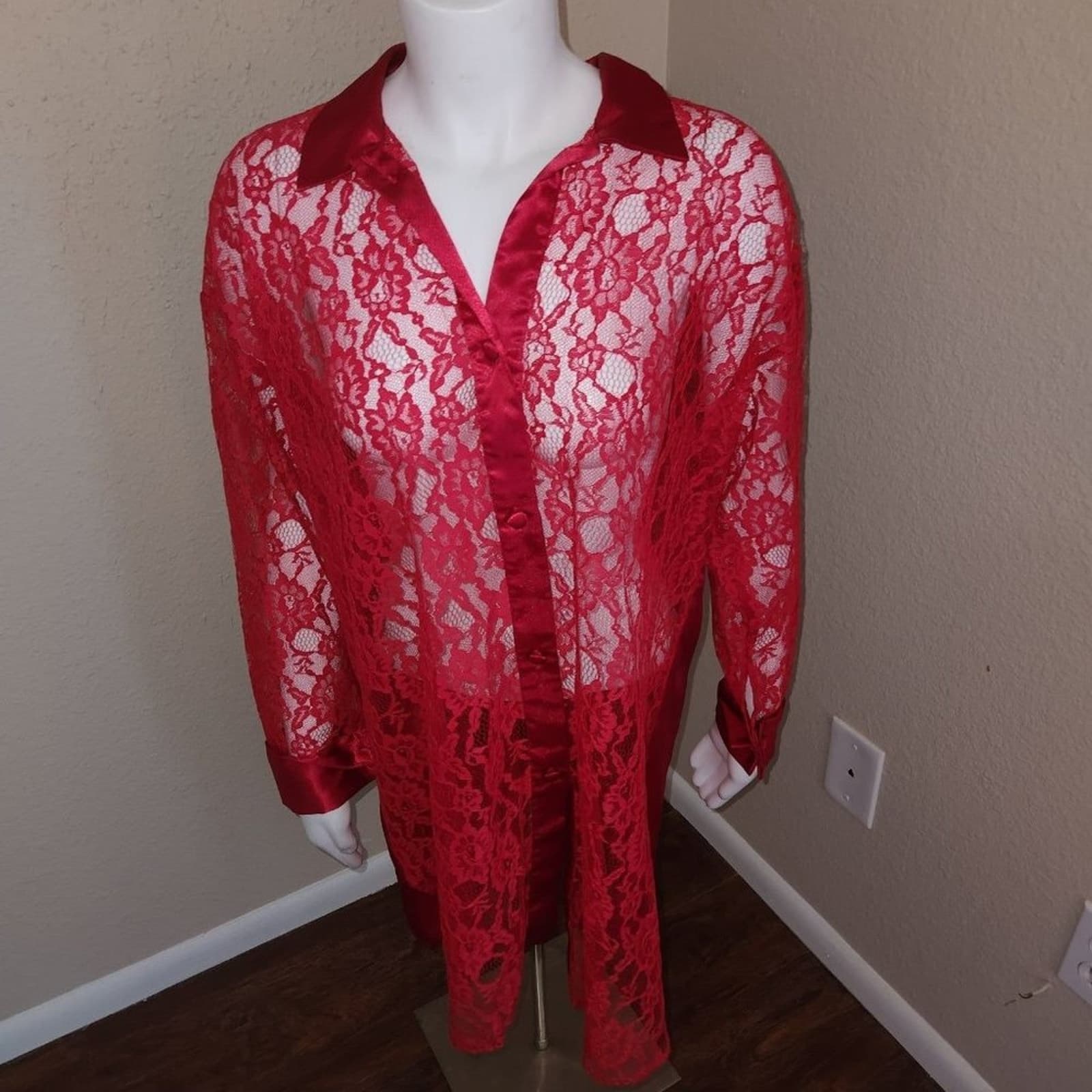 Victoria's Secret Vintage Sheer Lace Front Button-Down Nightgown Sleep Shirt, S - Thumbnail 2
