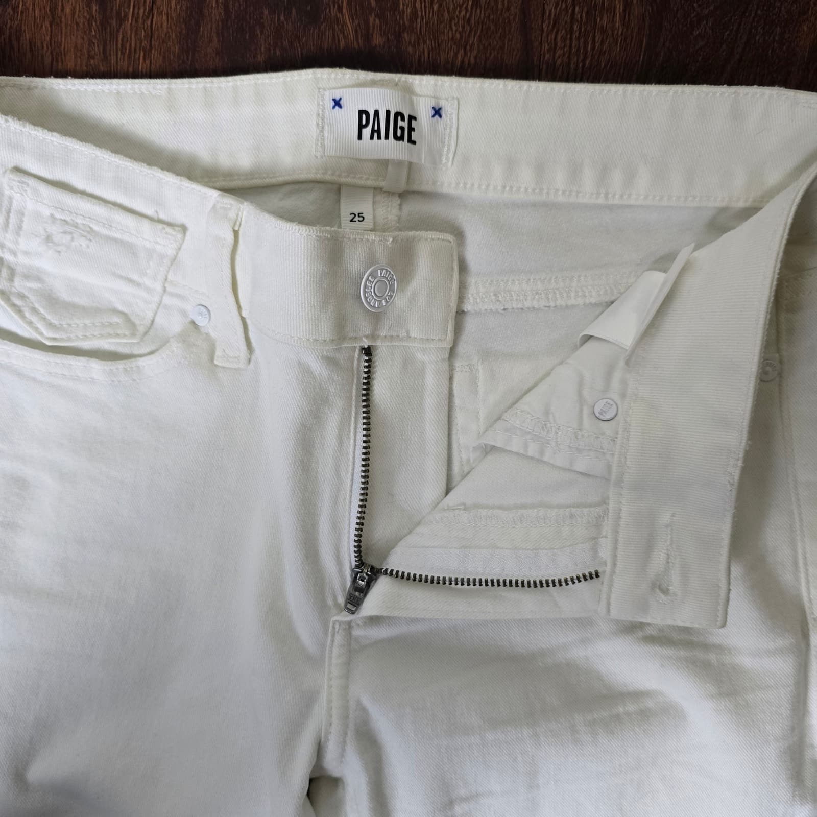 Paige Brigitte Mid-Rise Tailored Boyfriend Raw Cuff in White Wave Destructed - Thumbnail 4