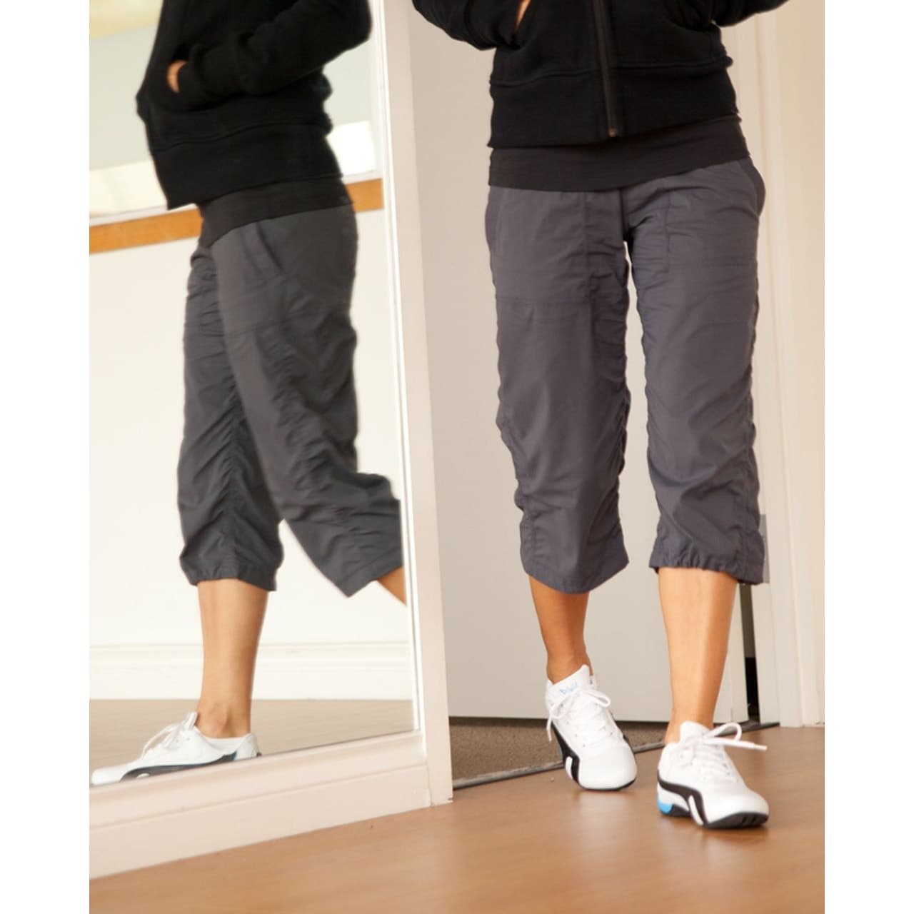 Lululemon Studio Crop Pant 20" inseam Unlined - Coal - Size 6 - Thumbnail 3