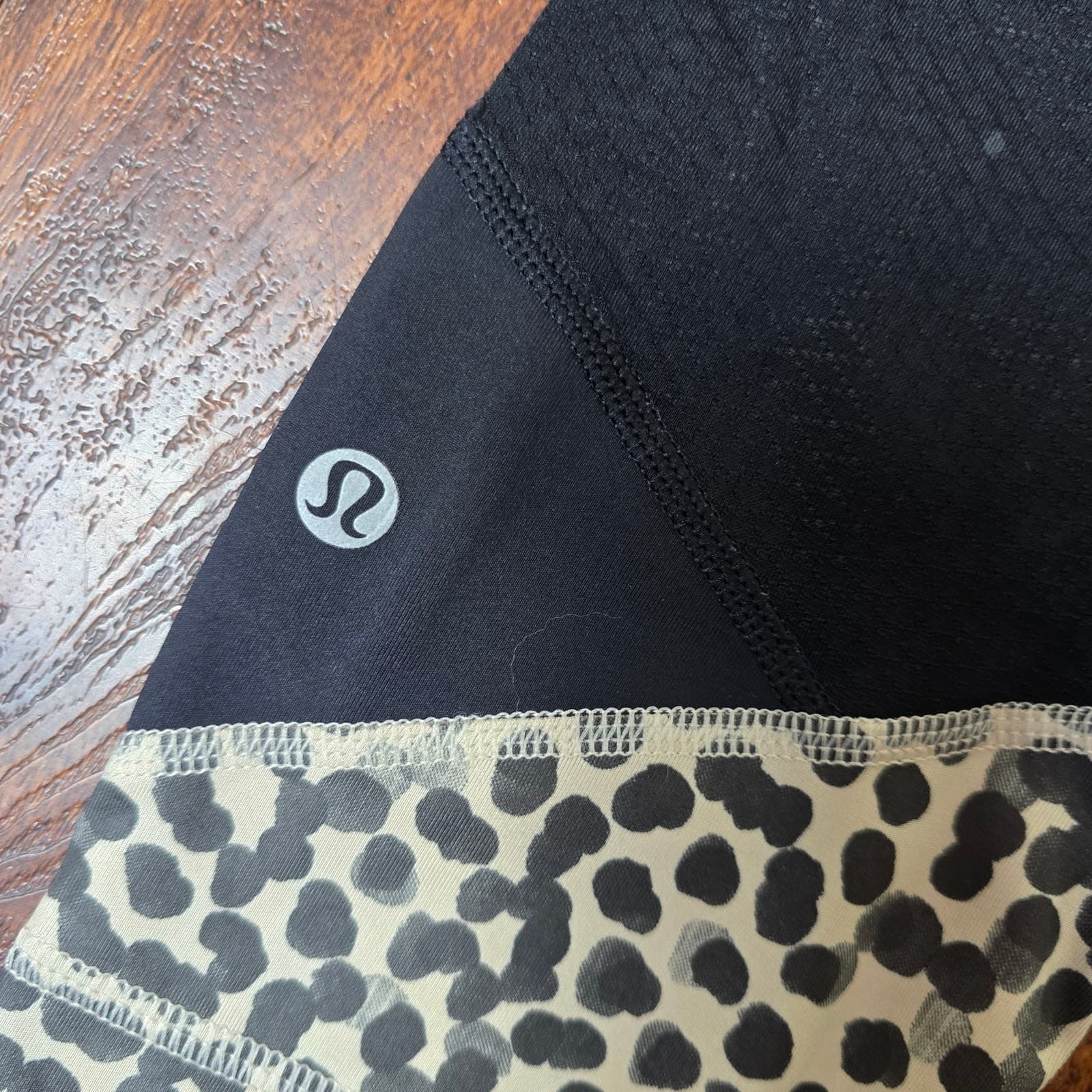 Lululemon Pace Rival Crop *Full-On Luxtreme Ace Spot Grain Black / Black Size 4 - Thumbnail 10