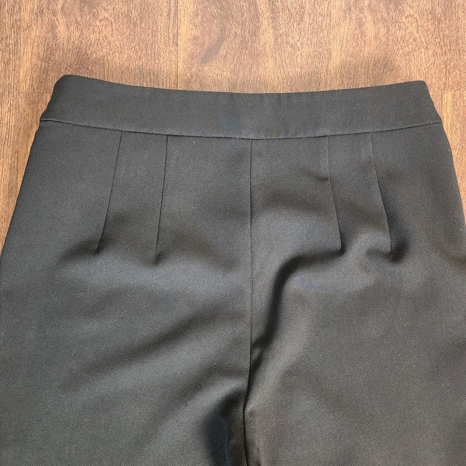 St. John Black Dress Pants with Zipper at Ankle, Size 4, Made in USA, Designer - Thumbnail 7