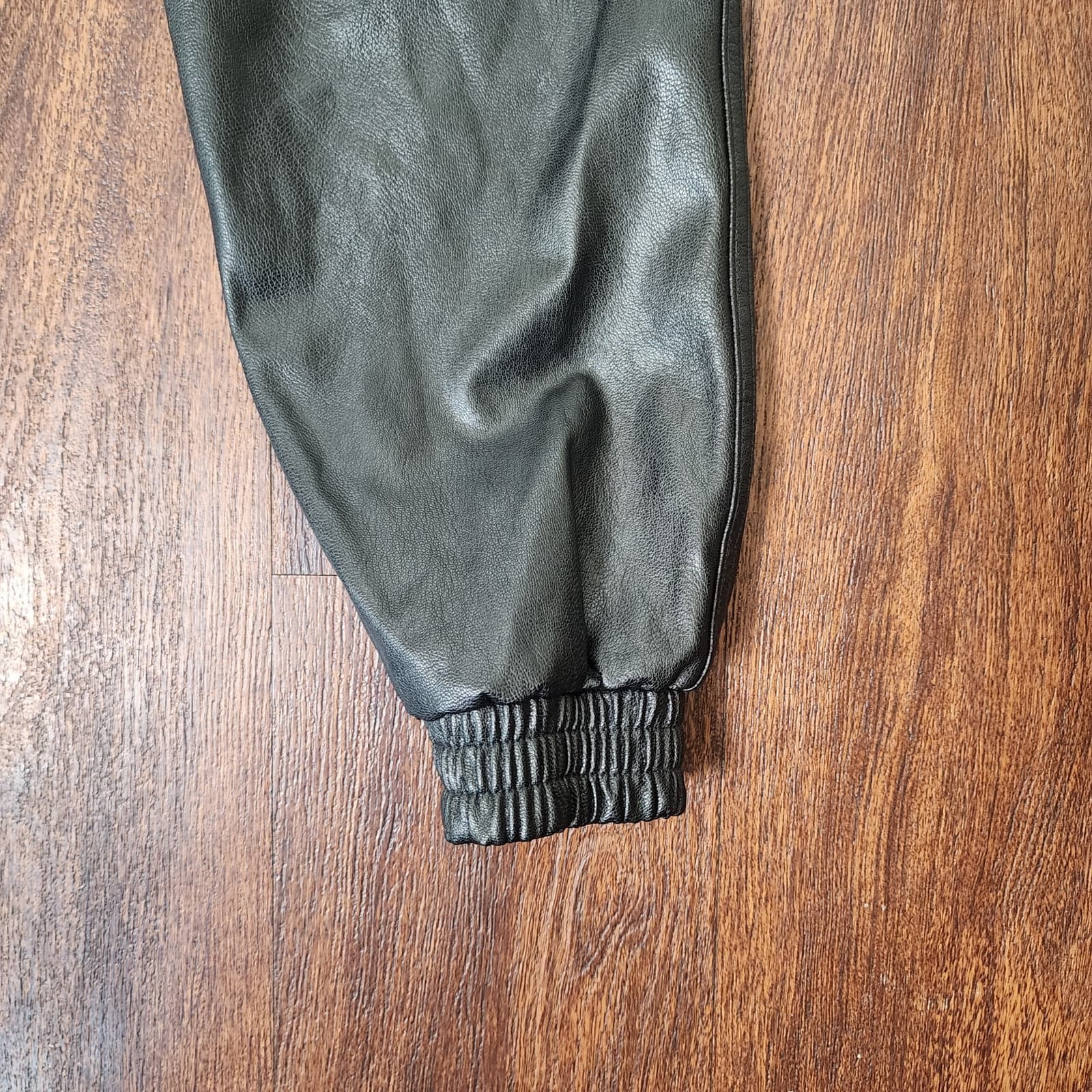 SPANX Faux Leather Leather-Like Jogger Joggers Pants, Size Small - Thumbnail 8