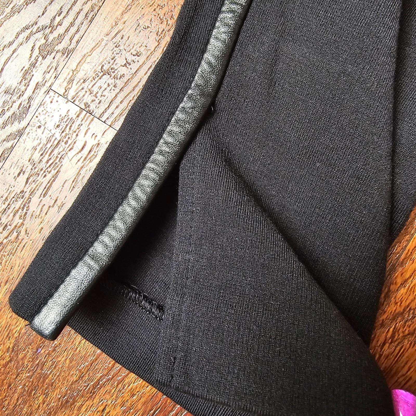 St. John Black Wool Blend Dress Pants with 100% Leather Strip Down Side, Size 8 - Thumbnail 7