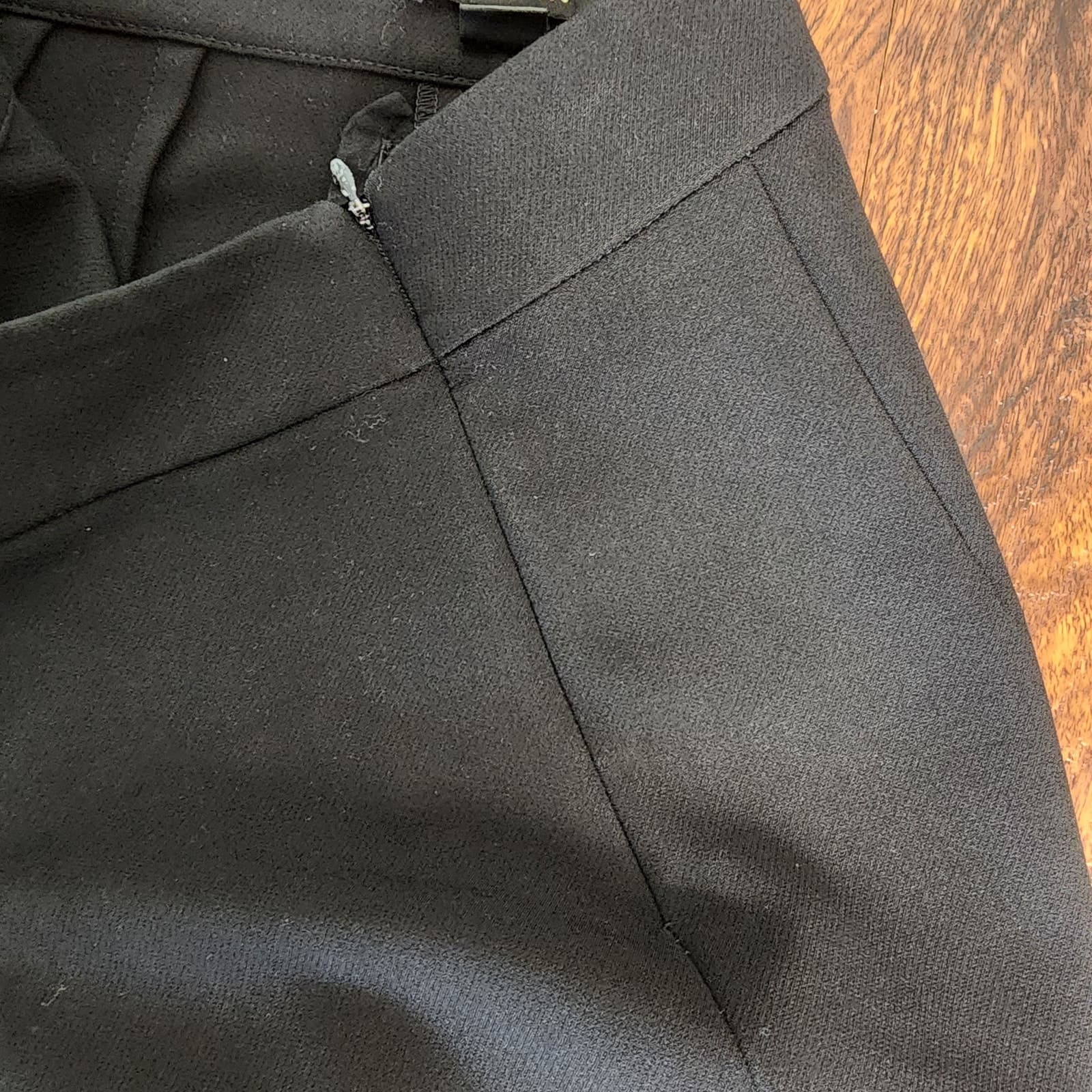 St. John Black Dress Pants with Zipper at Ankle, Size 4, Made in USA, Designer - Thumbnail 3