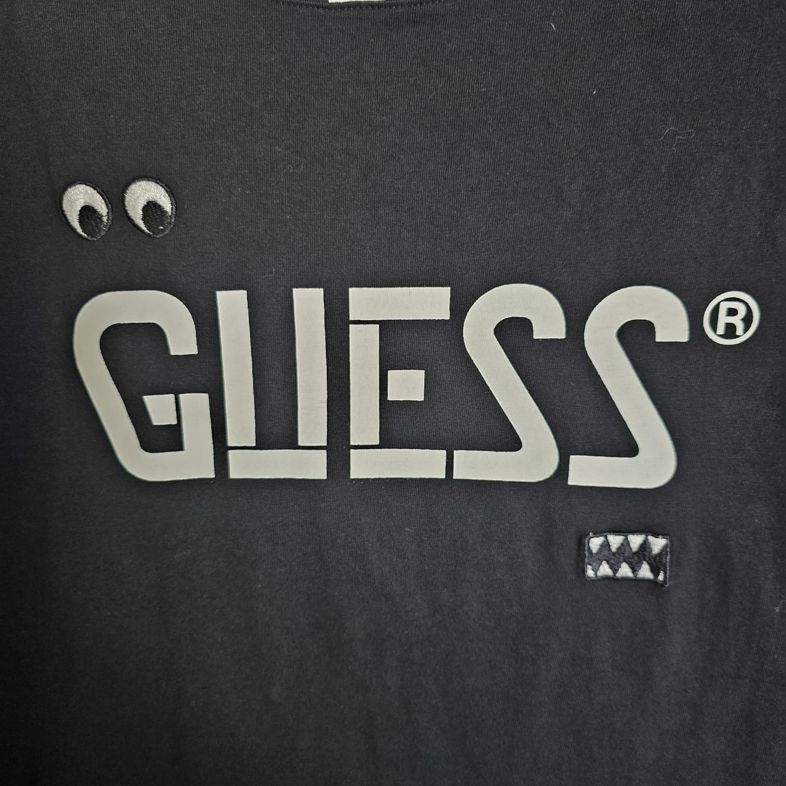 GUESS x J. BALVIN Checkered Collar Logo Tee, Small - Thumbnail 5