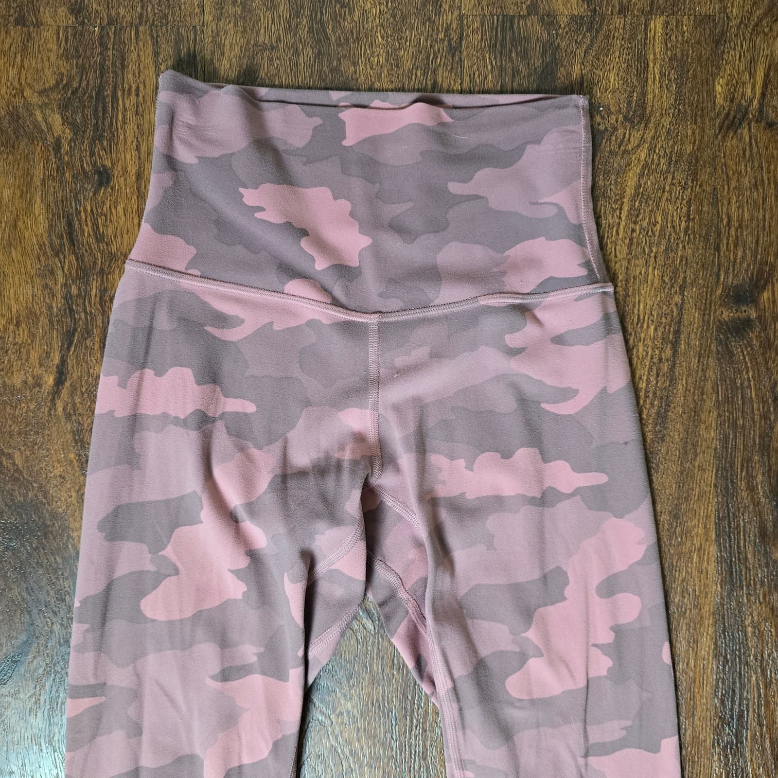 Lululemon Align Crop *21" Heritage 365 Camo Brier Rose Multi Size 2 W6BOWS - Thumbnail 6