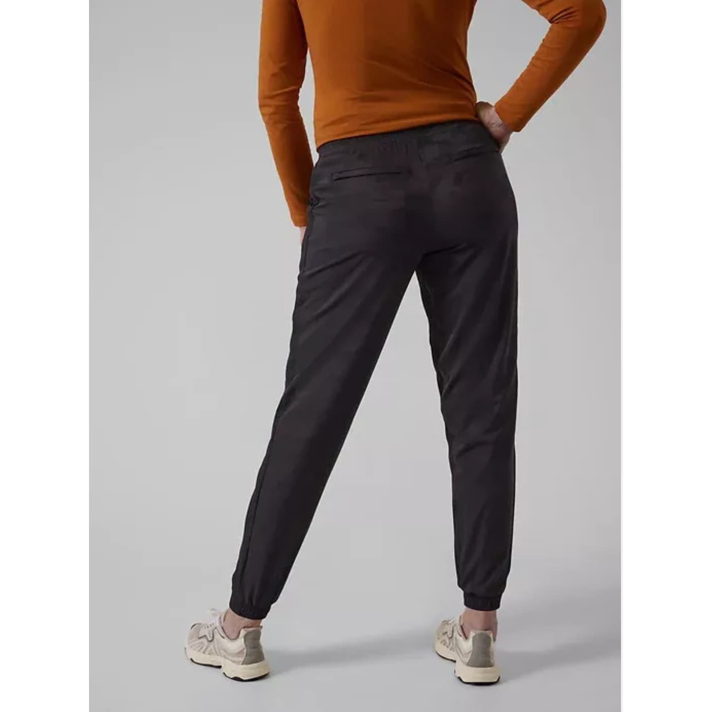 ATHLETA Lined Jogger in Black Camo, 985549 Size 0 - Thumbnail 3