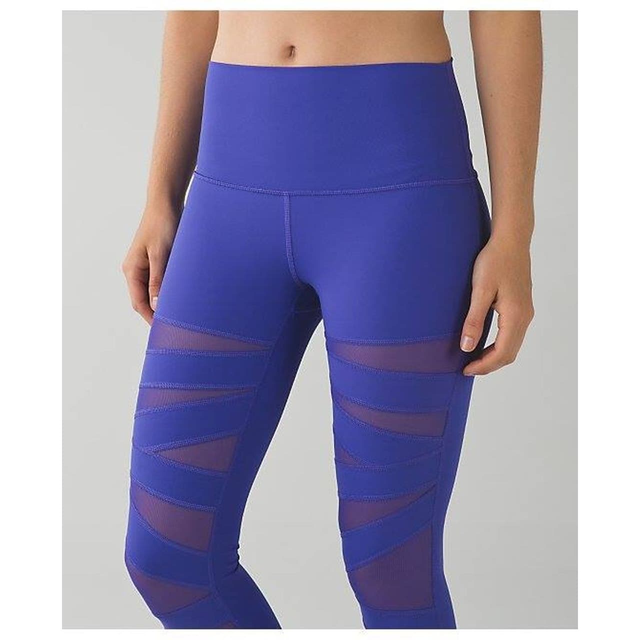 Lululemon Wanderlust Highest Times Pant in Iris Flower Size 8, VERY RARE - Thumbnail 2