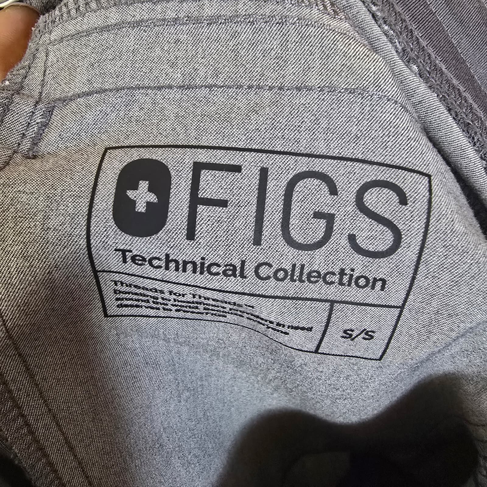 FIGS Men's Axim Cargo Scrub Pants Graphite Size Small - Thumbnail 8