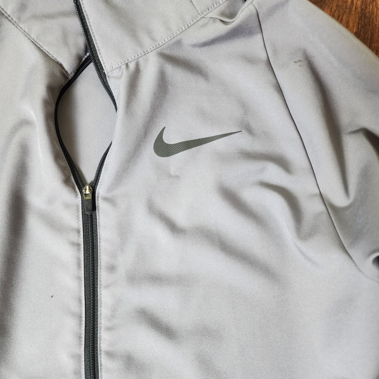 Nike Men's Dry Team Woven Gray Lightweight Zip Training Jacket, Small NWOT - Thumbnail 3
