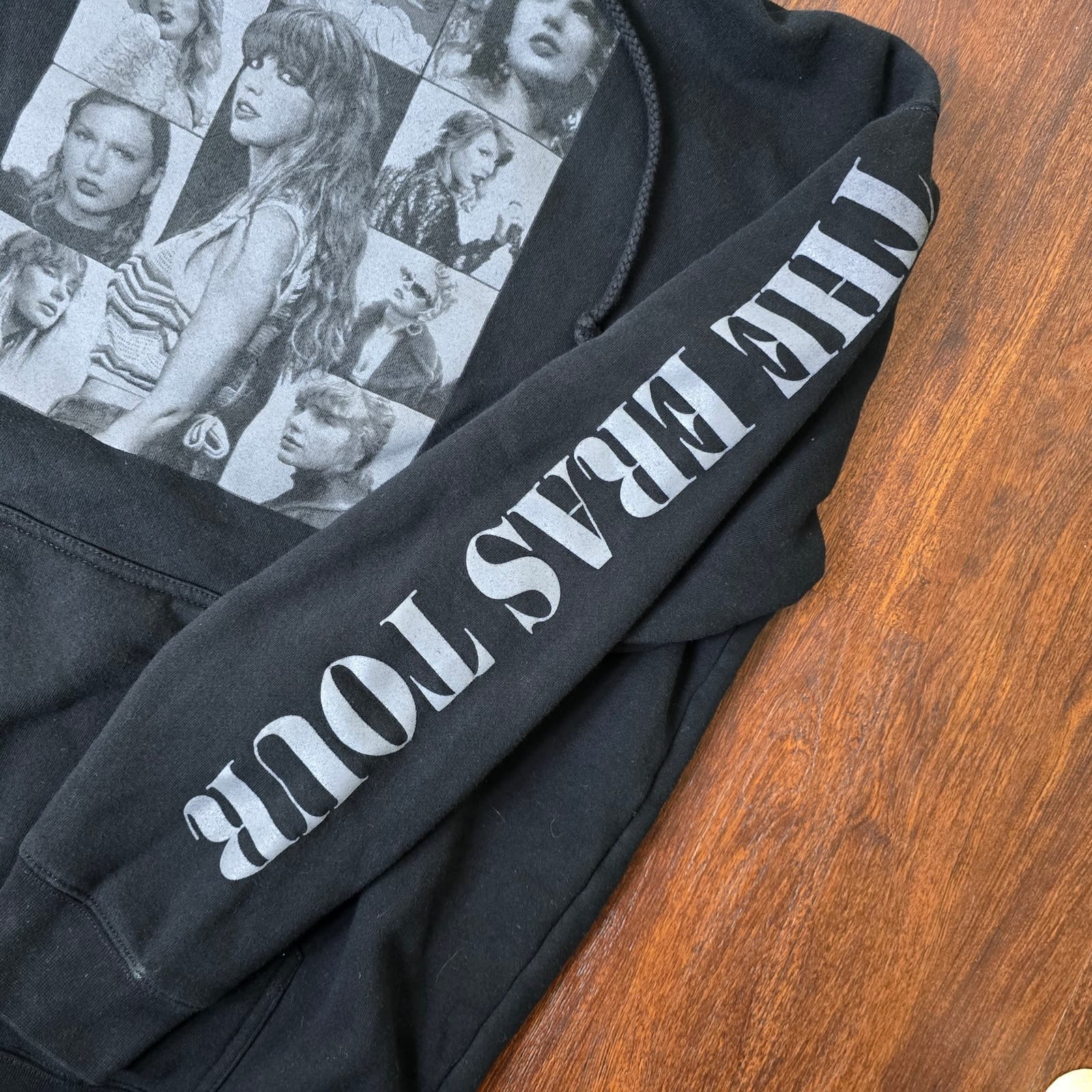 Taylor Swift Black Eras Tour Official Merchandise Merch Hoodie NWOT Large - Thumbnail 6