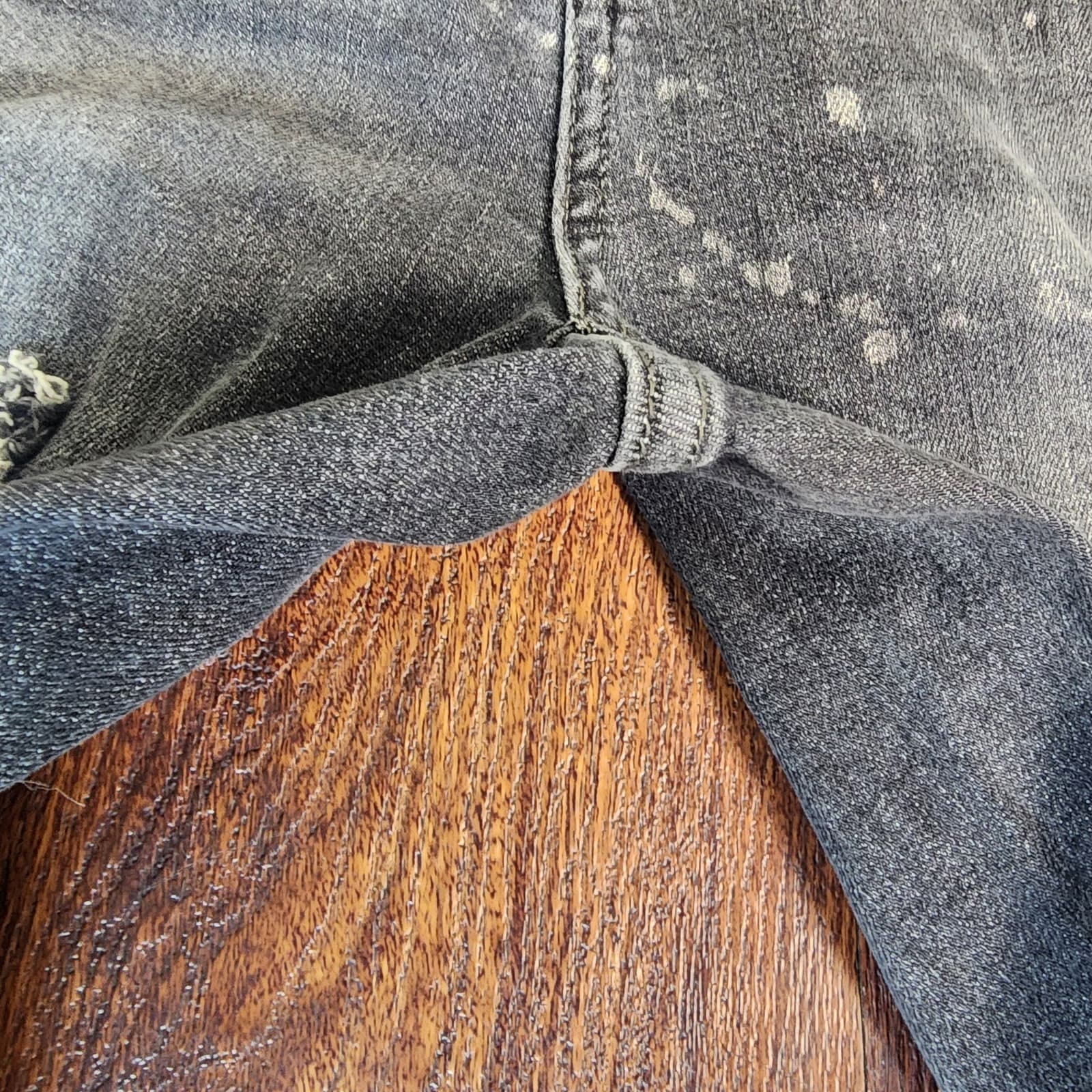 Judy Blue Black Wash Distressed High-Rise Boyfriend Fit Size 13/31 Style JB8867 - Thumbnail 3