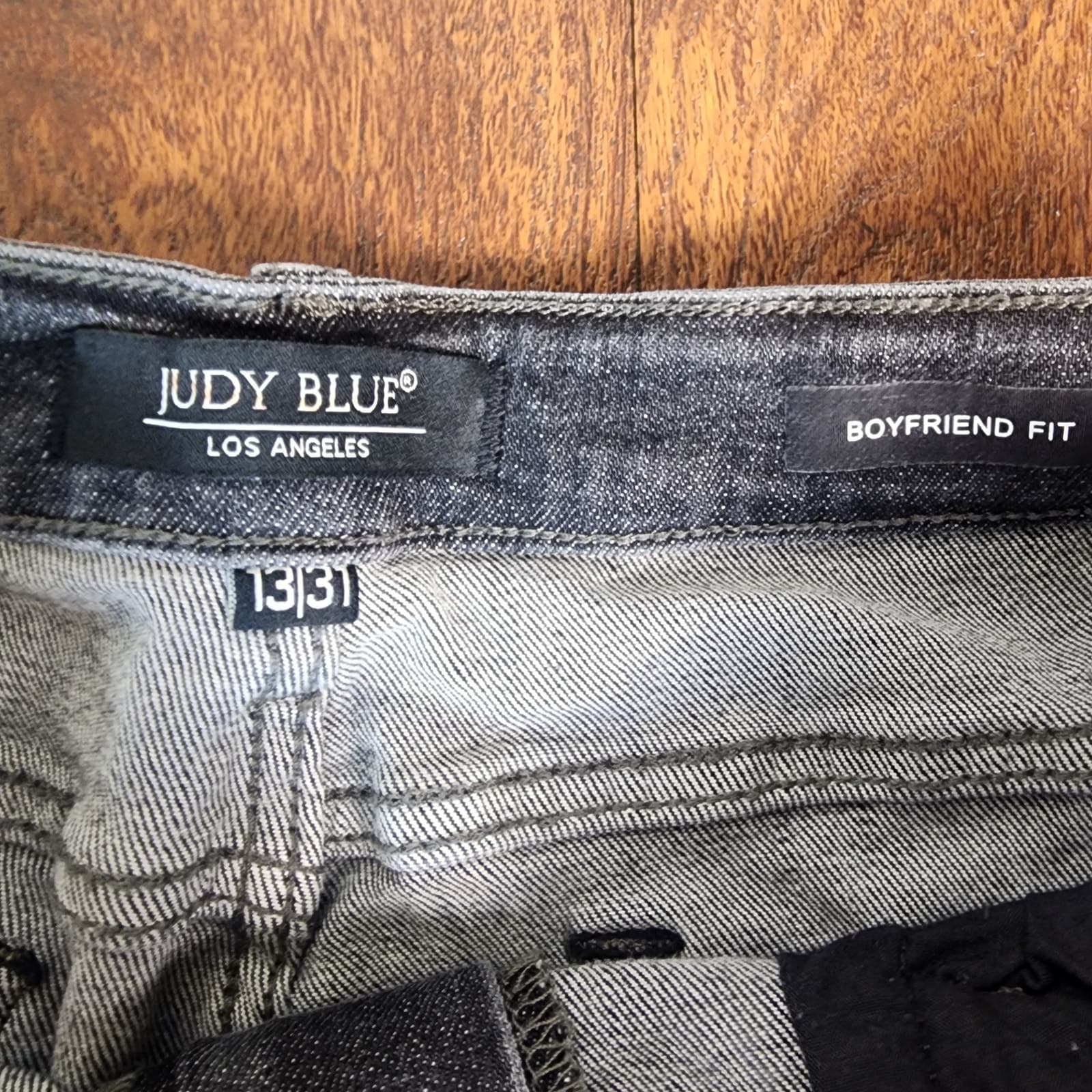 Judy Blue Black Wash Distressed High-Rise Boyfriend Fit Size 13/31 Style JB8867 - Thumbnail 5