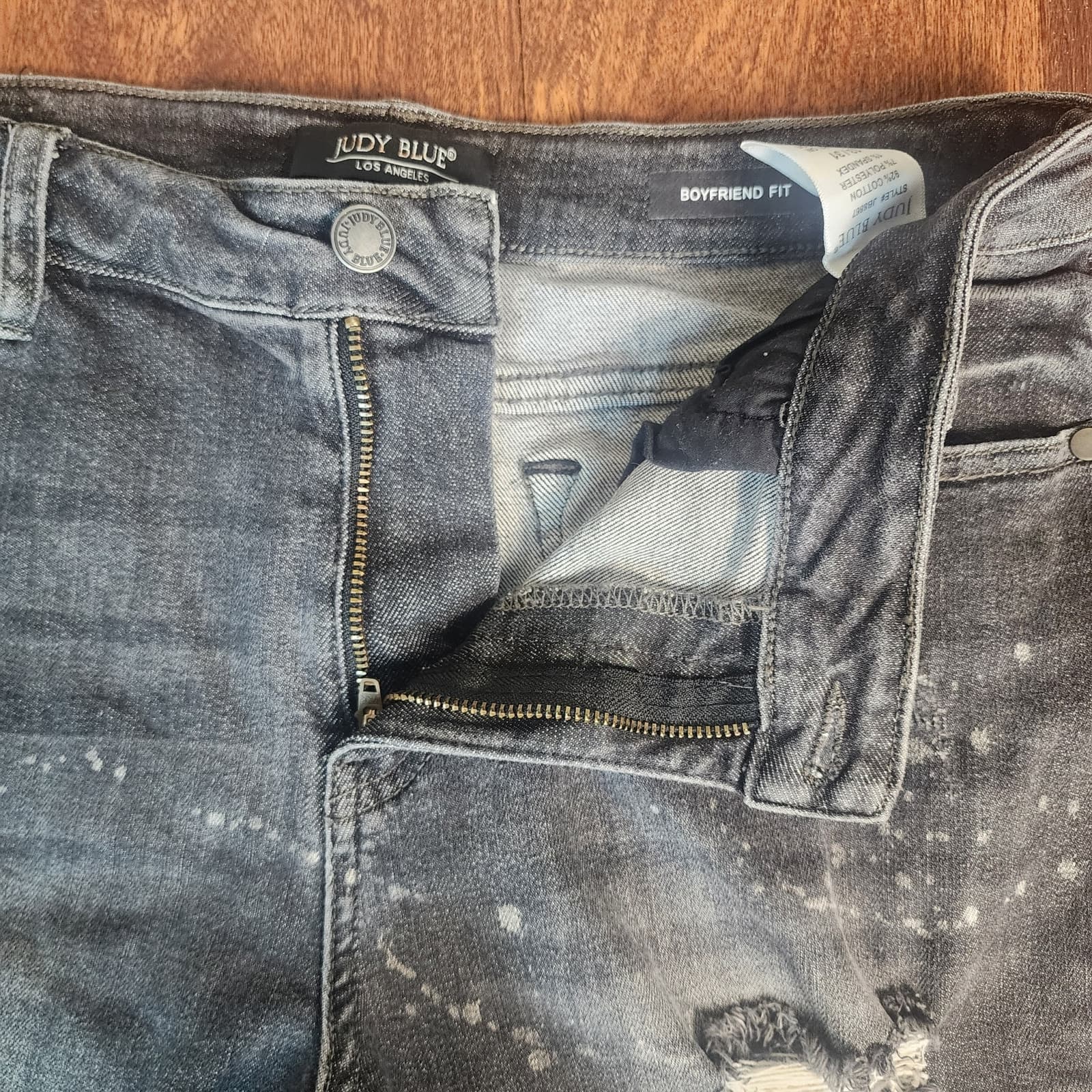 Judy Blue Black Wash Distressed High-Rise Boyfriend Fit Size 13/31 Style JB8867 - Thumbnail 4