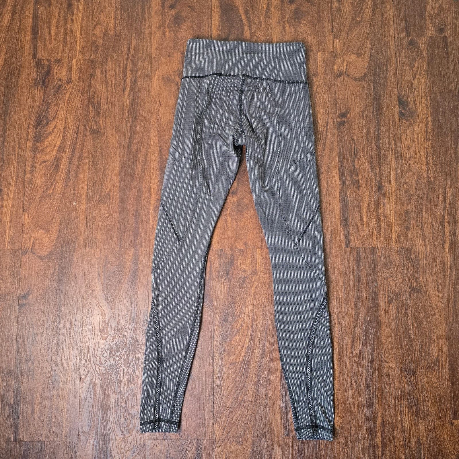 Lululemon Cadence Crusher Tight Power Luxtreme Tiny Geo Black White Size 4 - Thumbnail 10