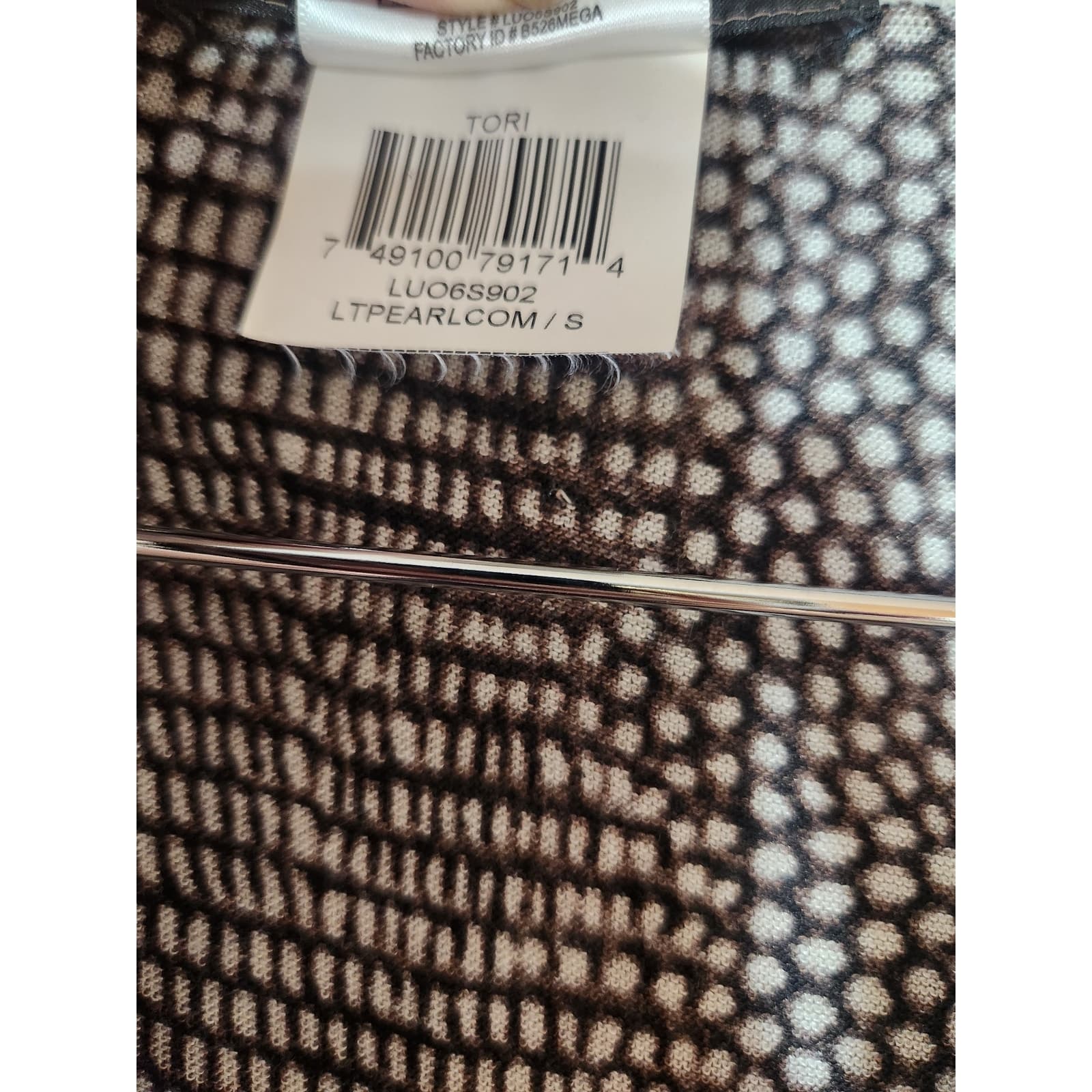 BCBGMAXAZRIA NWT Long Sleeve Knee Length Tori Dress in Light Pearl Combo, Small - Thumbnail 8