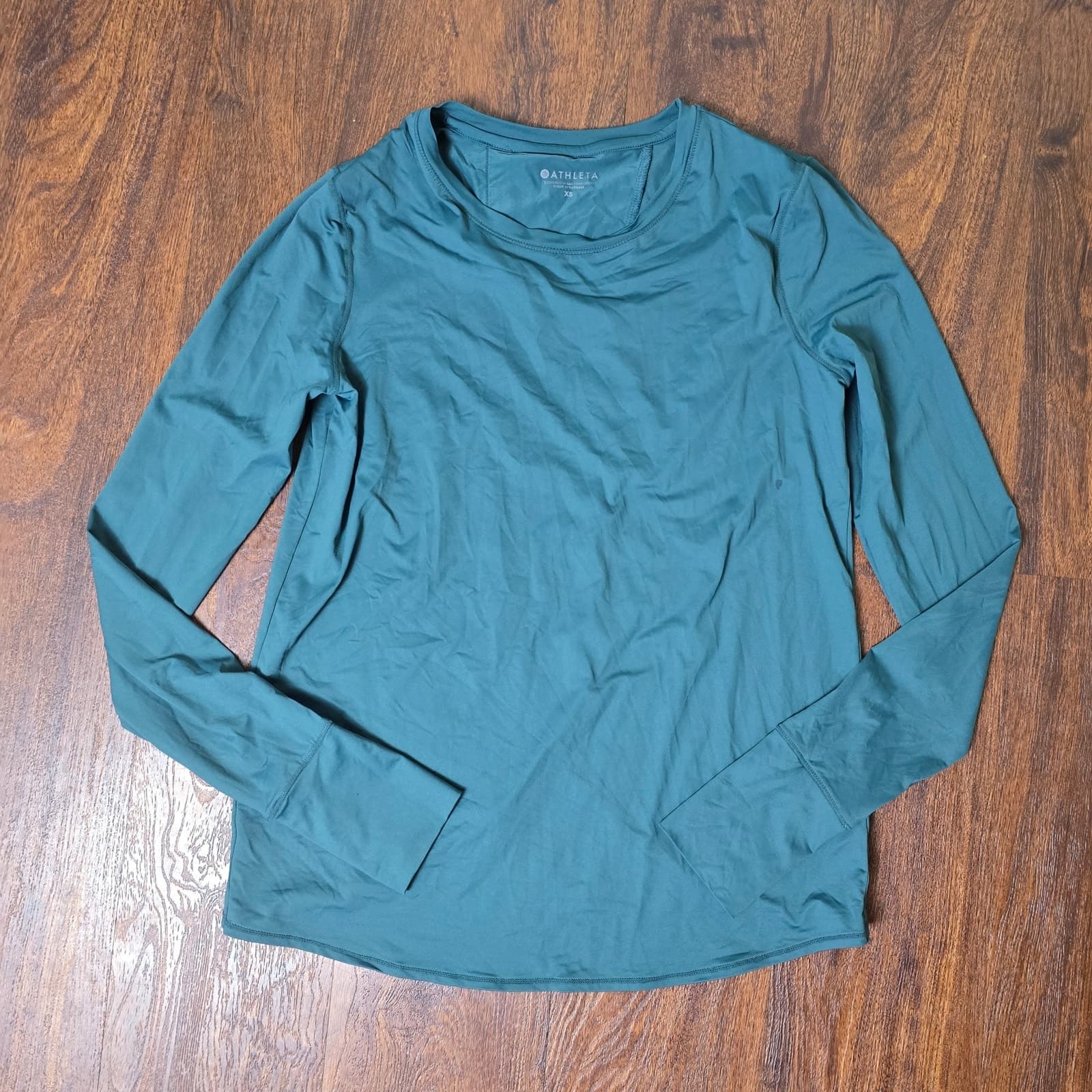 Athleta Pacifica Contoured & Sunlover UPF Tulip Back Long Sleeve Tops - XS - Thumbnail 10