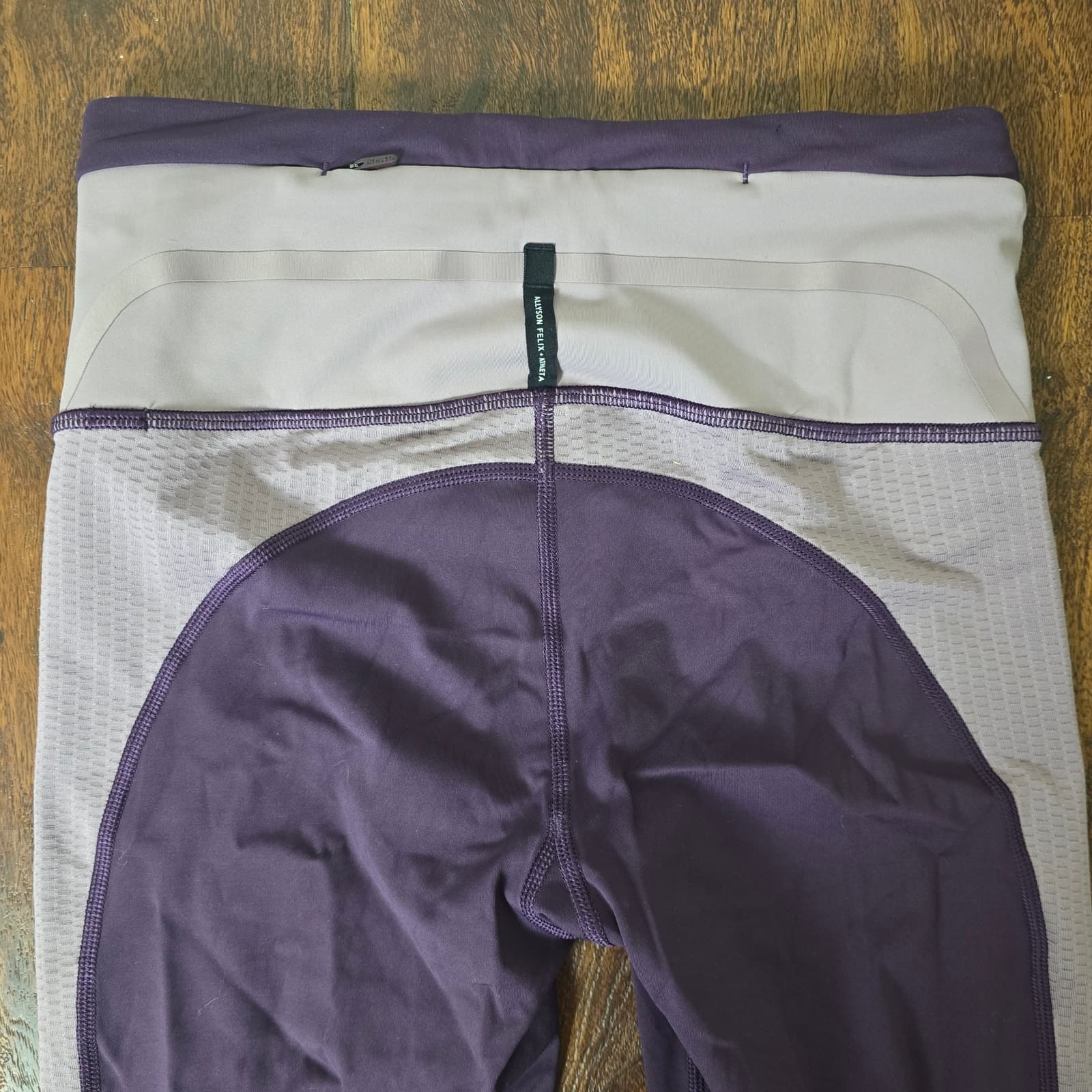 Allyson Felix x Athleta Legend Mesh Tight, XS - Thumbnail 6