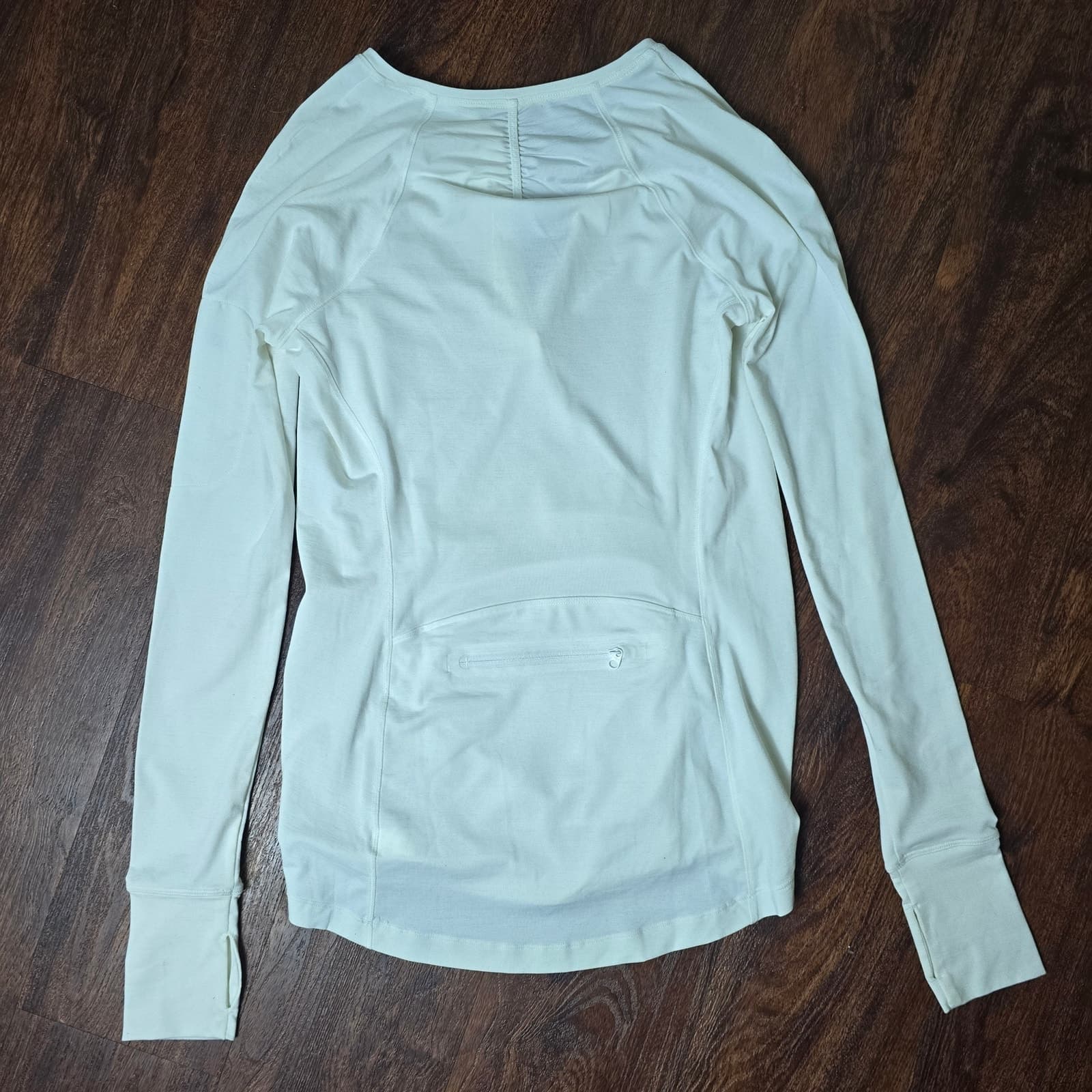 Athleta Pacifica Contoured & Sunlover UPF Tulip Back Long Sleeve Tops - XS - Thumbnail 5